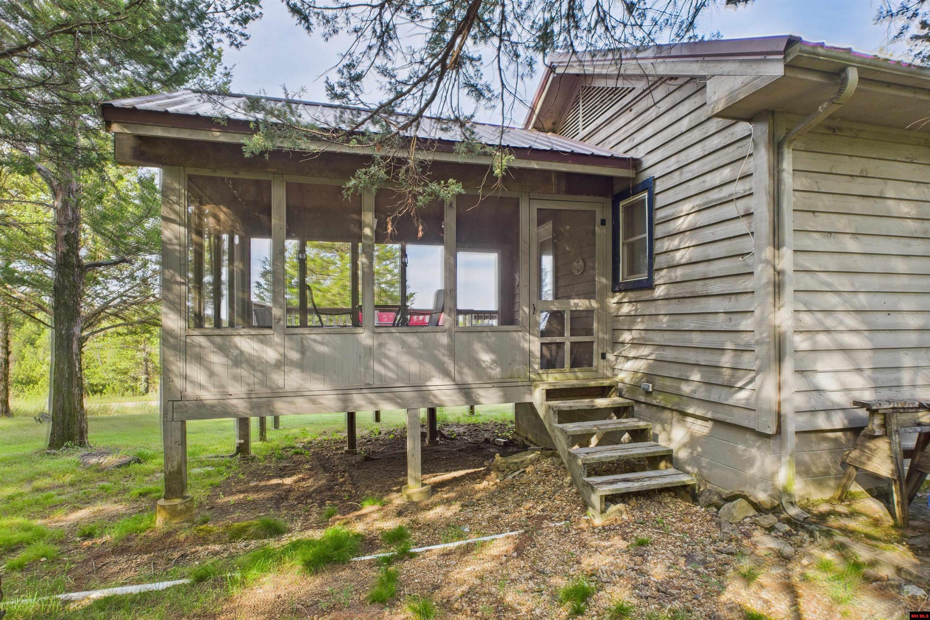 239 MC 126 Oakland, AR 72661