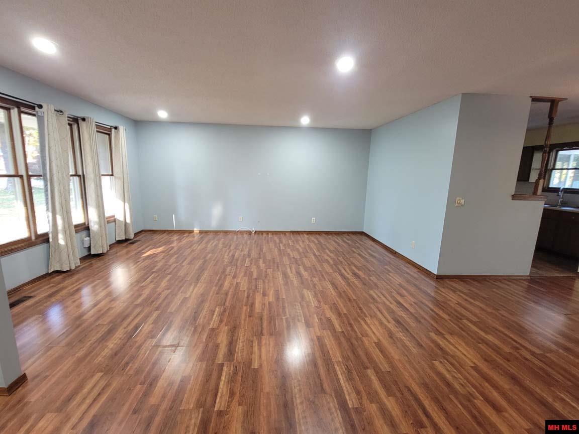 1704 EAGLE DRIVE Mountain Home, AR