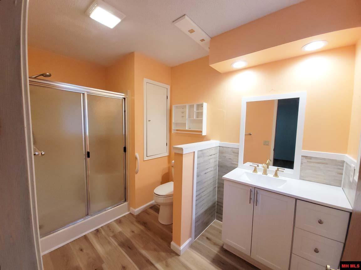 1704 EAGLE DRIVE Mountain Home, AR