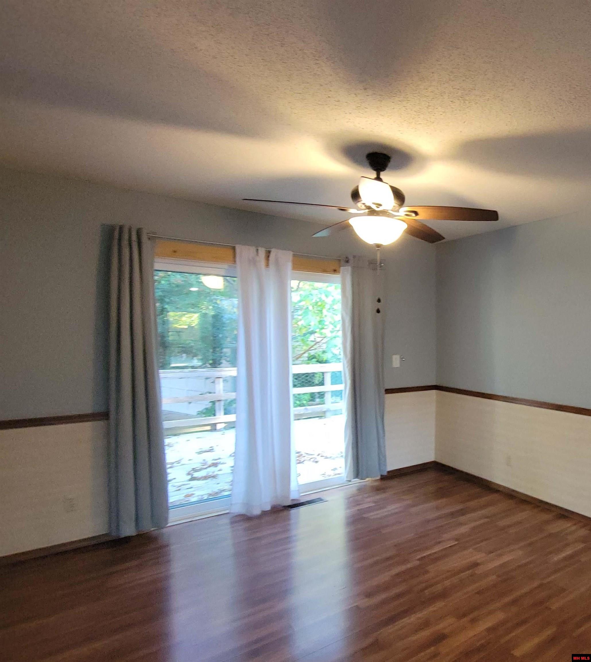 1704 EAGLE DRIVE Mountain Home, AR