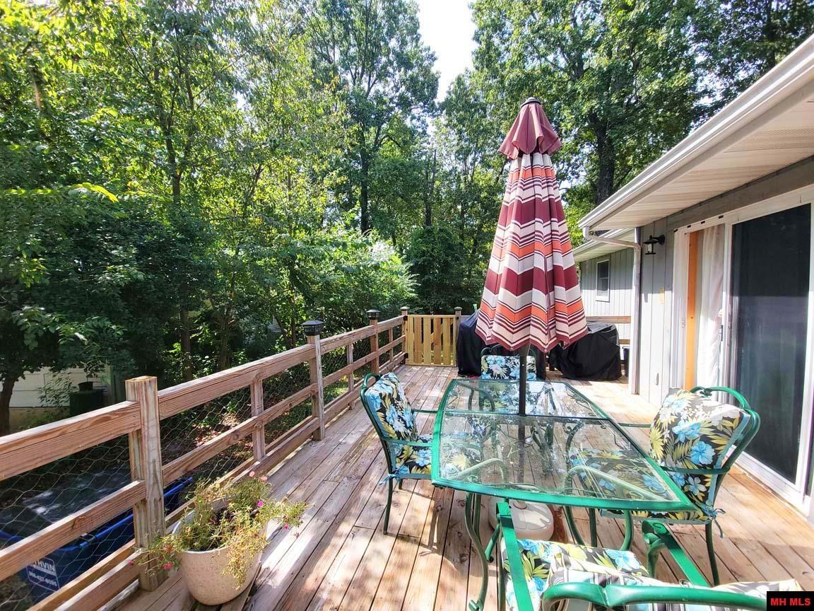 1704 EAGLE DRIVE Mountain Home, AR