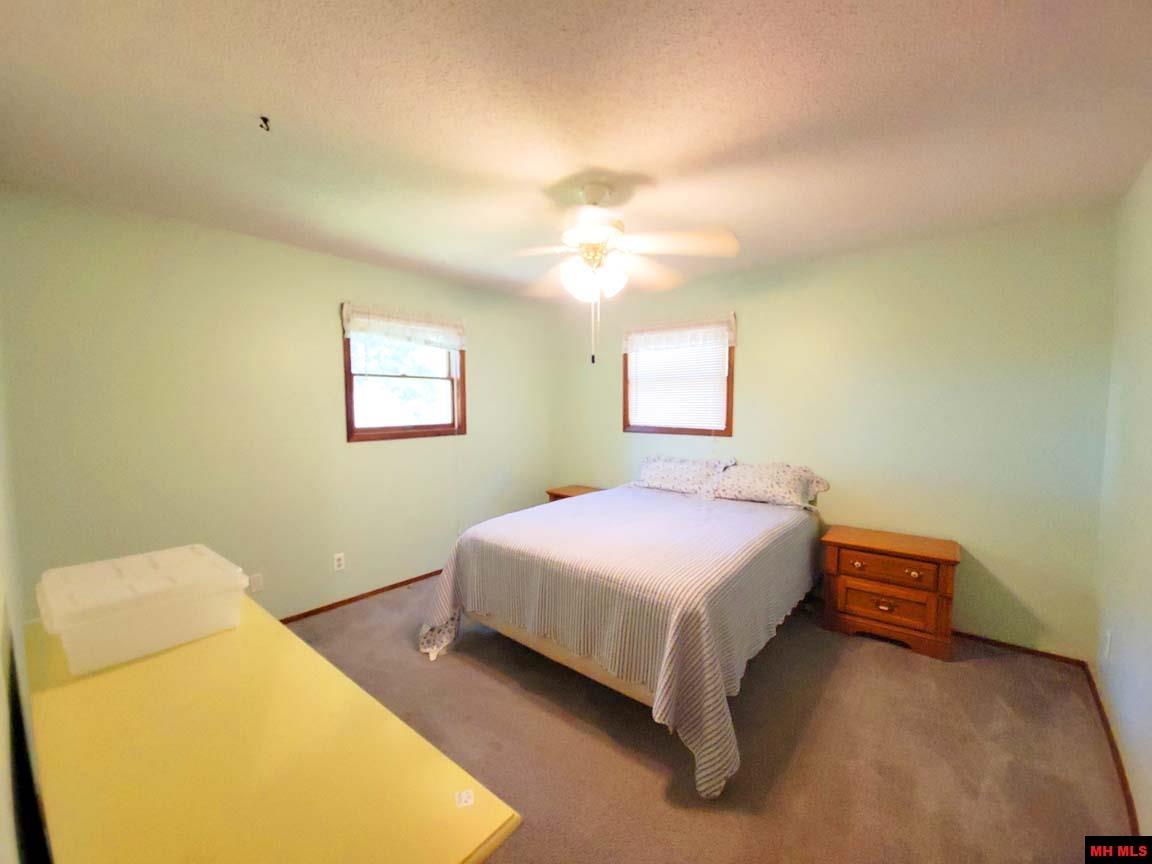 1704 EAGLE DRIVE Mountain Home, AR