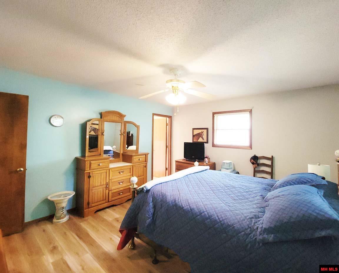 1704 EAGLE DRIVE Mountain Home, AR