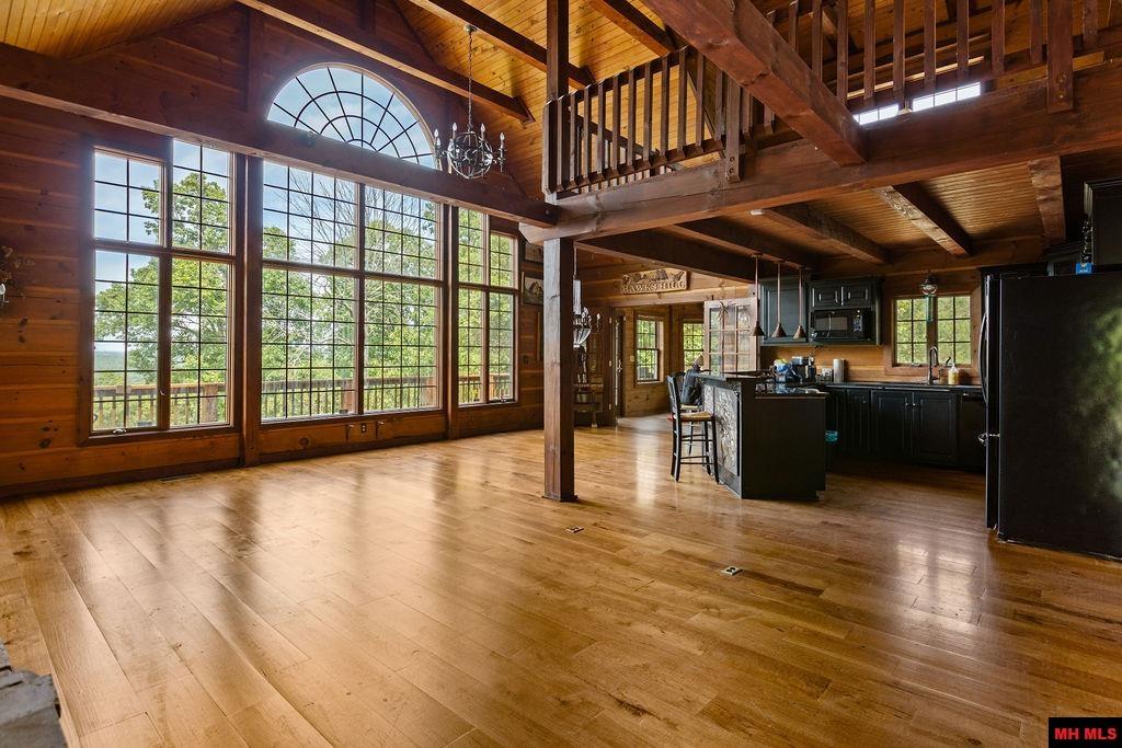 15 VICTORIA LANE Gamaliel, AR