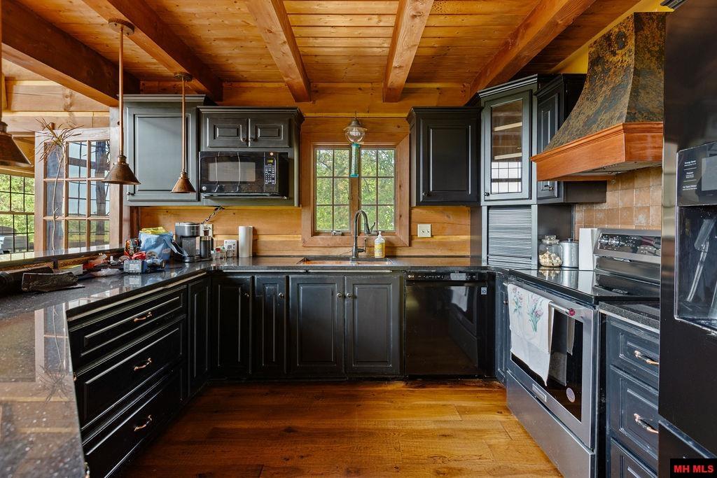 15 VICTORIA LANE Gamaliel, AR