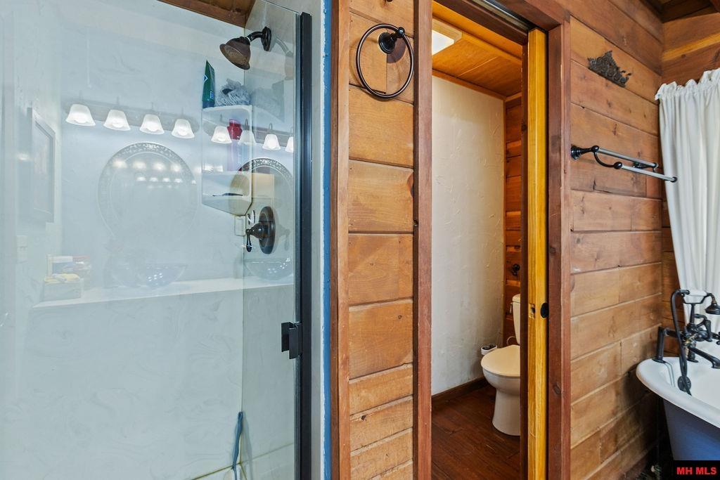 15 VICTORIA LANE Gamaliel, AR