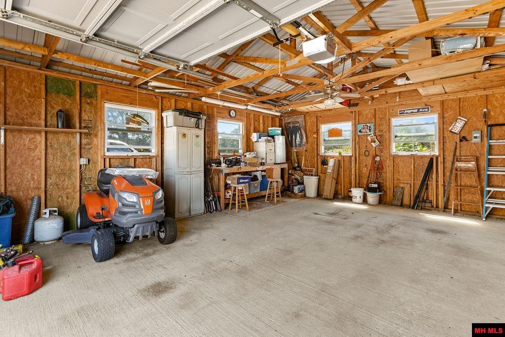 373 MC CAIN DRIVE Mountain Home, AR