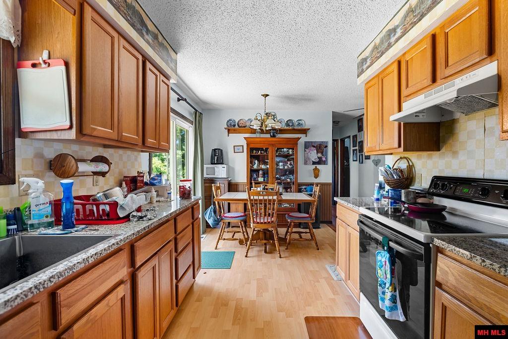 373 MC CAIN DRIVE Mountain Home, AR