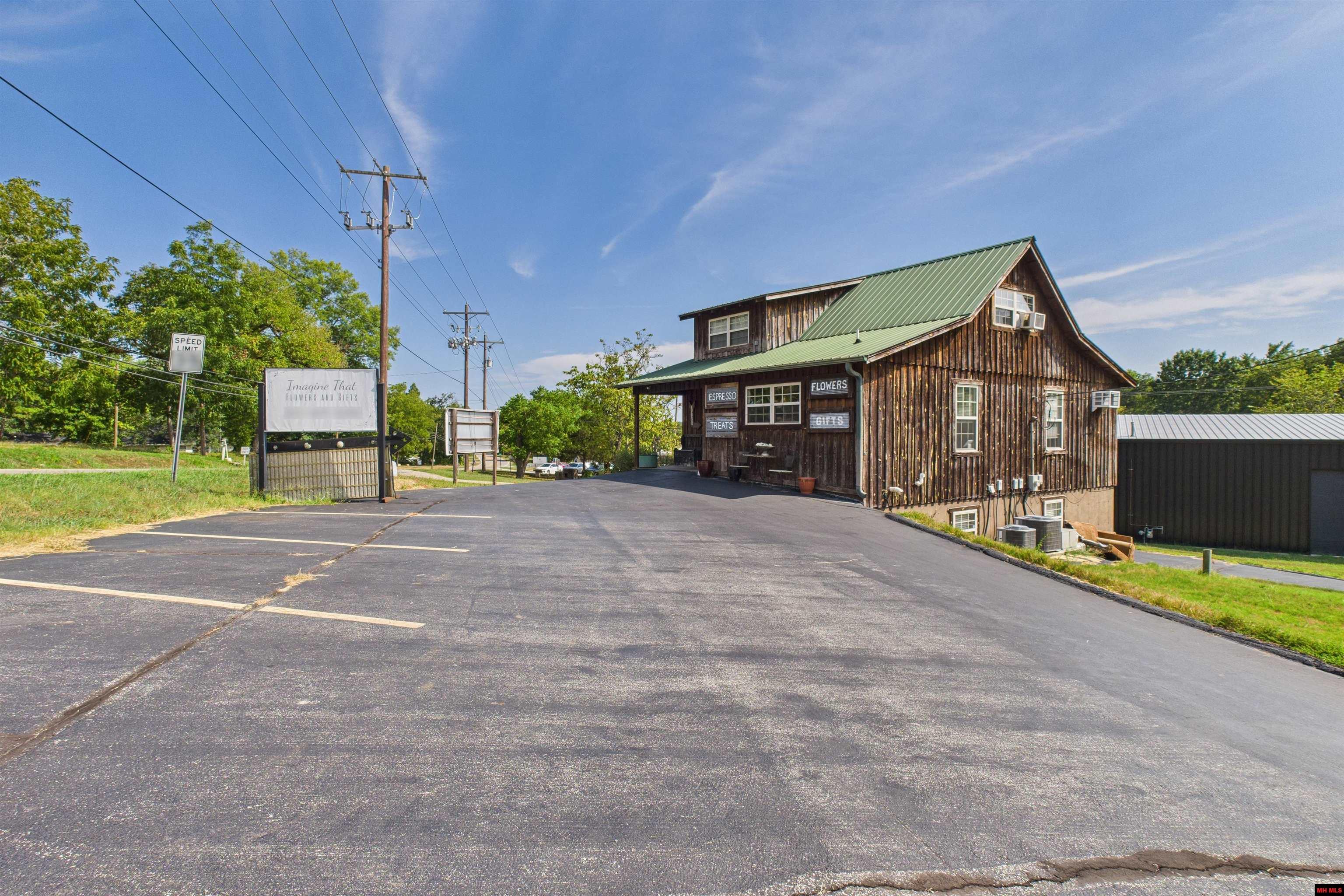 720 N PANTHER AVENUE Yellville, AR