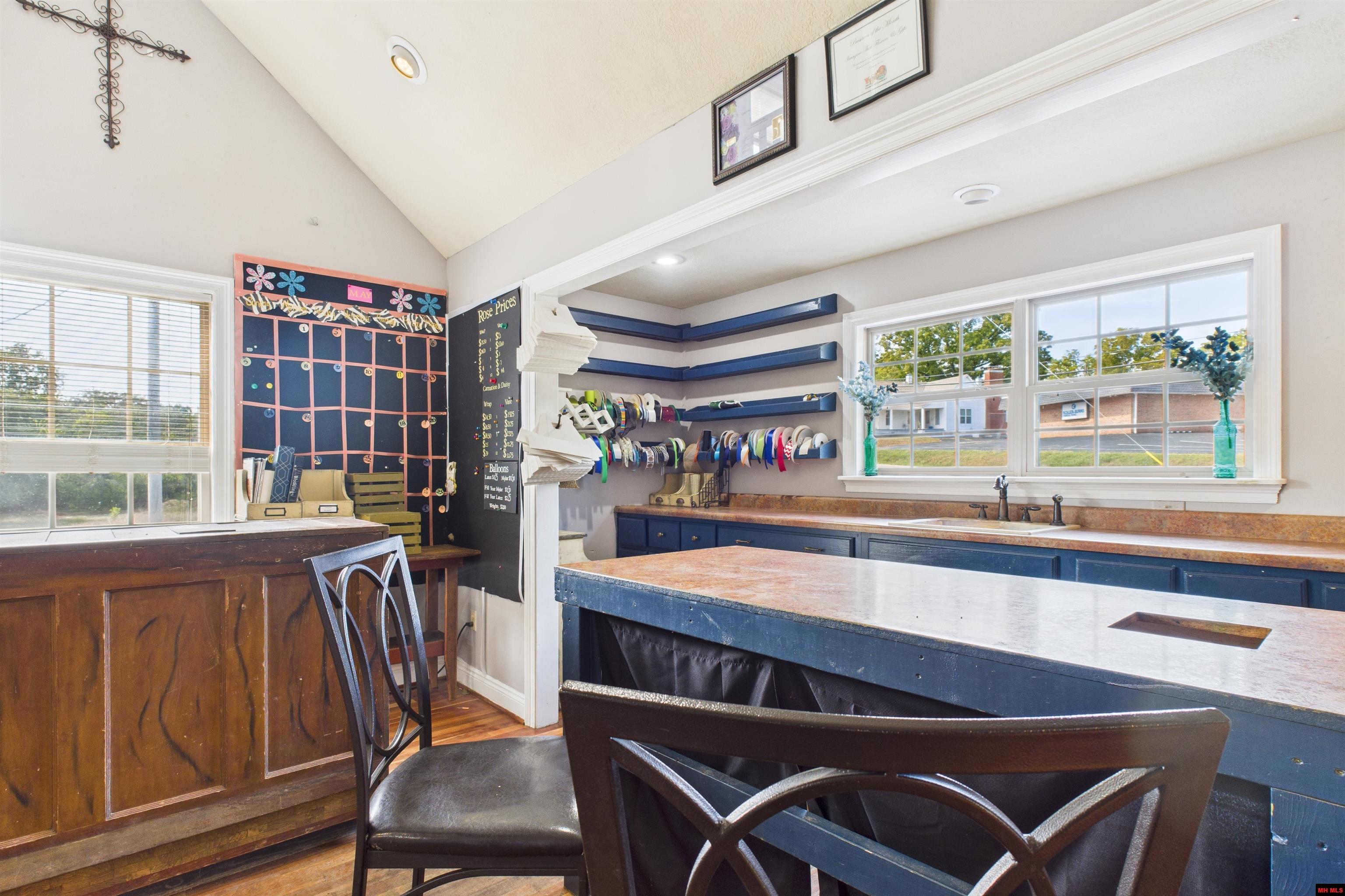 720 N PANTHER AVENUE Yellville, AR