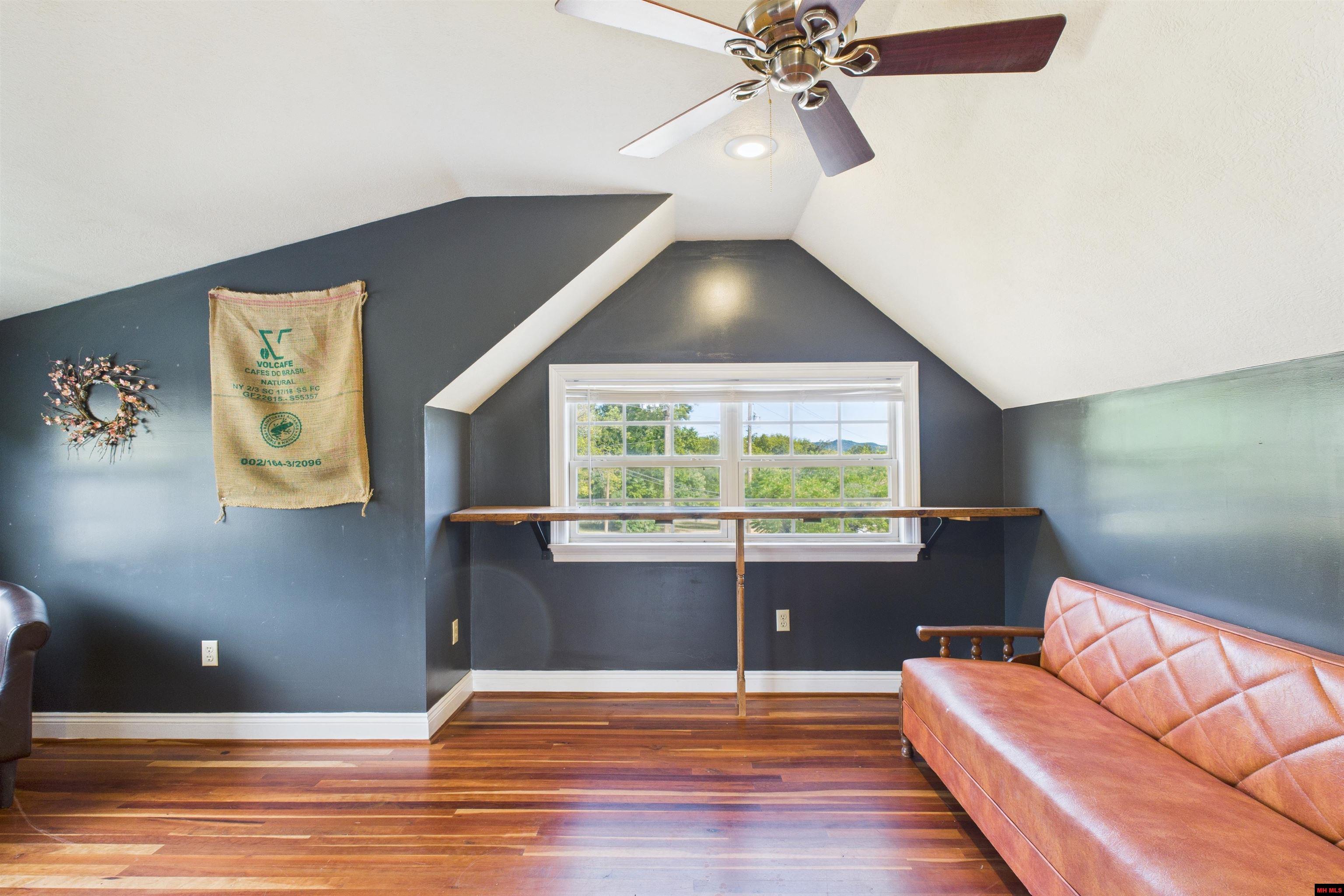 720 N PANTHER AVENUE Yellville, AR