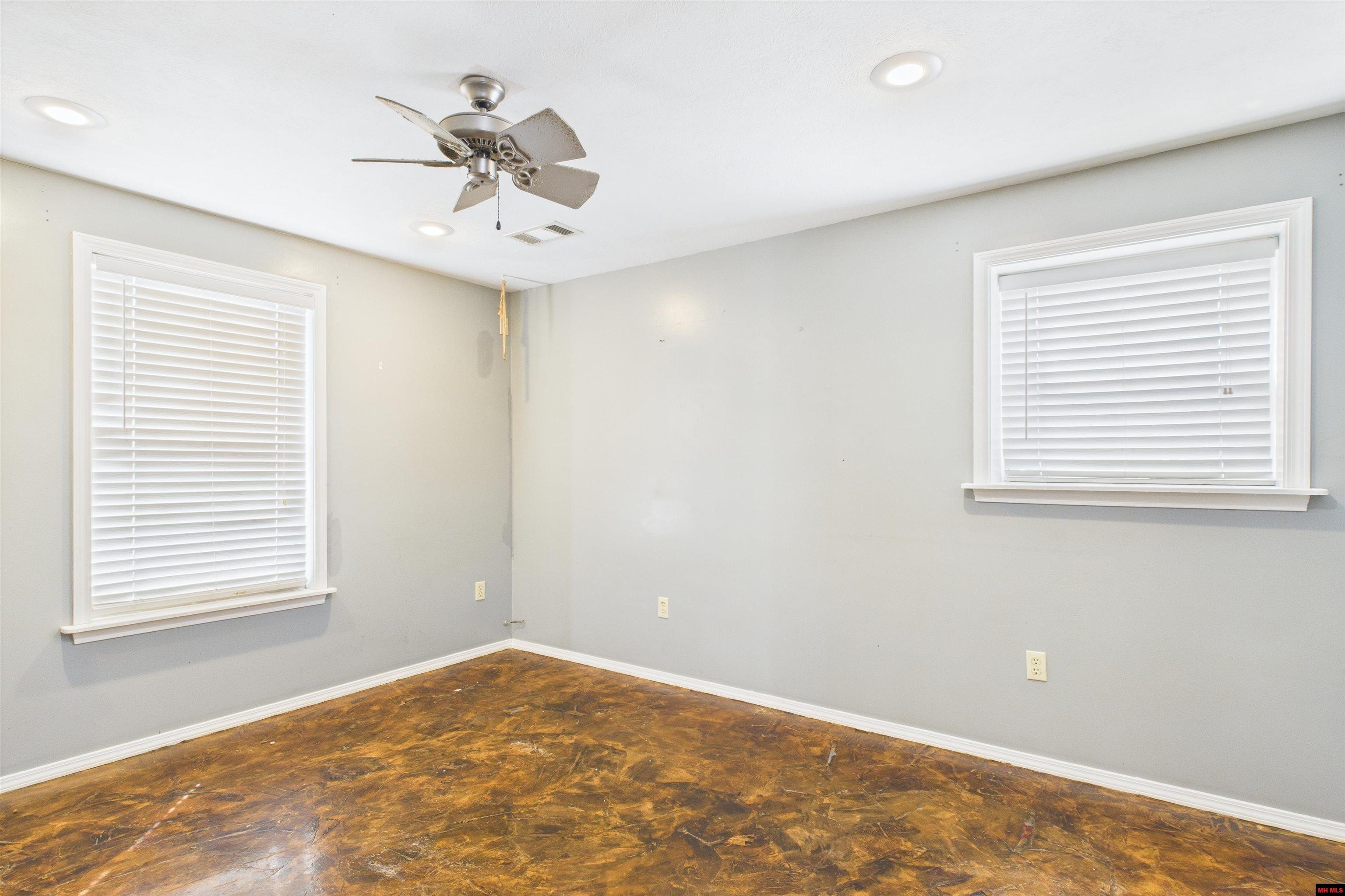 720 N PANTHER AVENUE Yellville, AR