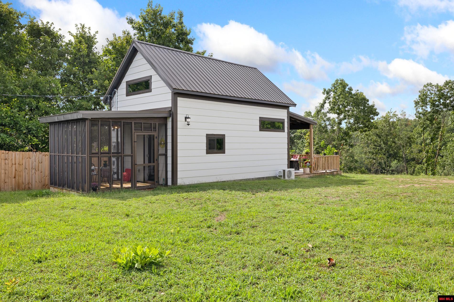 12271 ESTES LANE Omaha, AR 72662