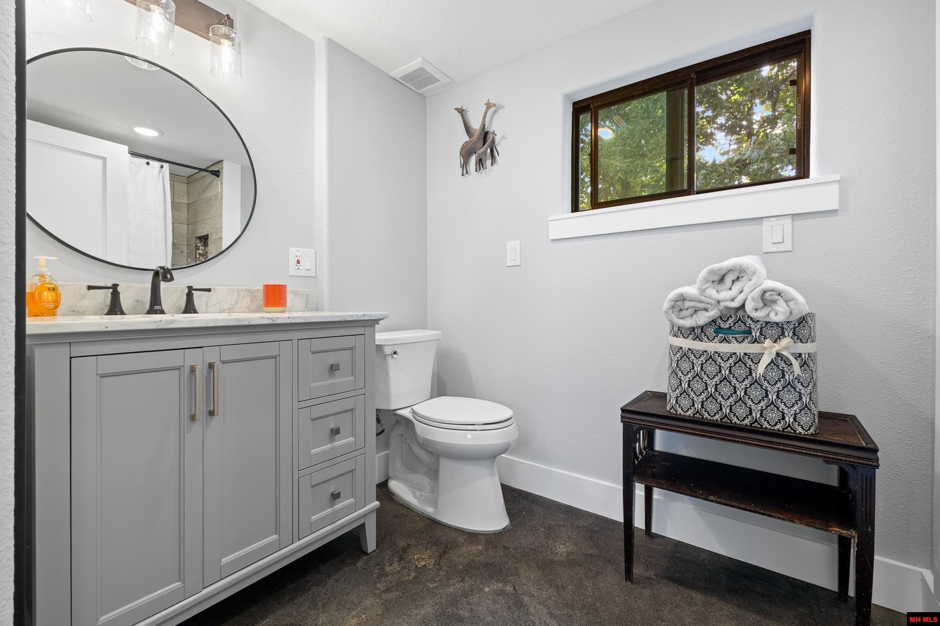 12271 ESTES LANE Omaha, AR 72662