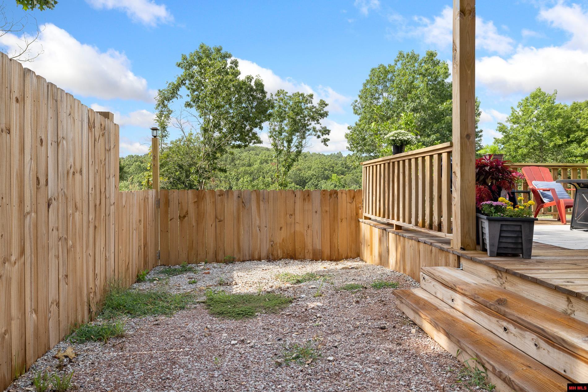 12271 ESTES LANE Omaha, AR 72662