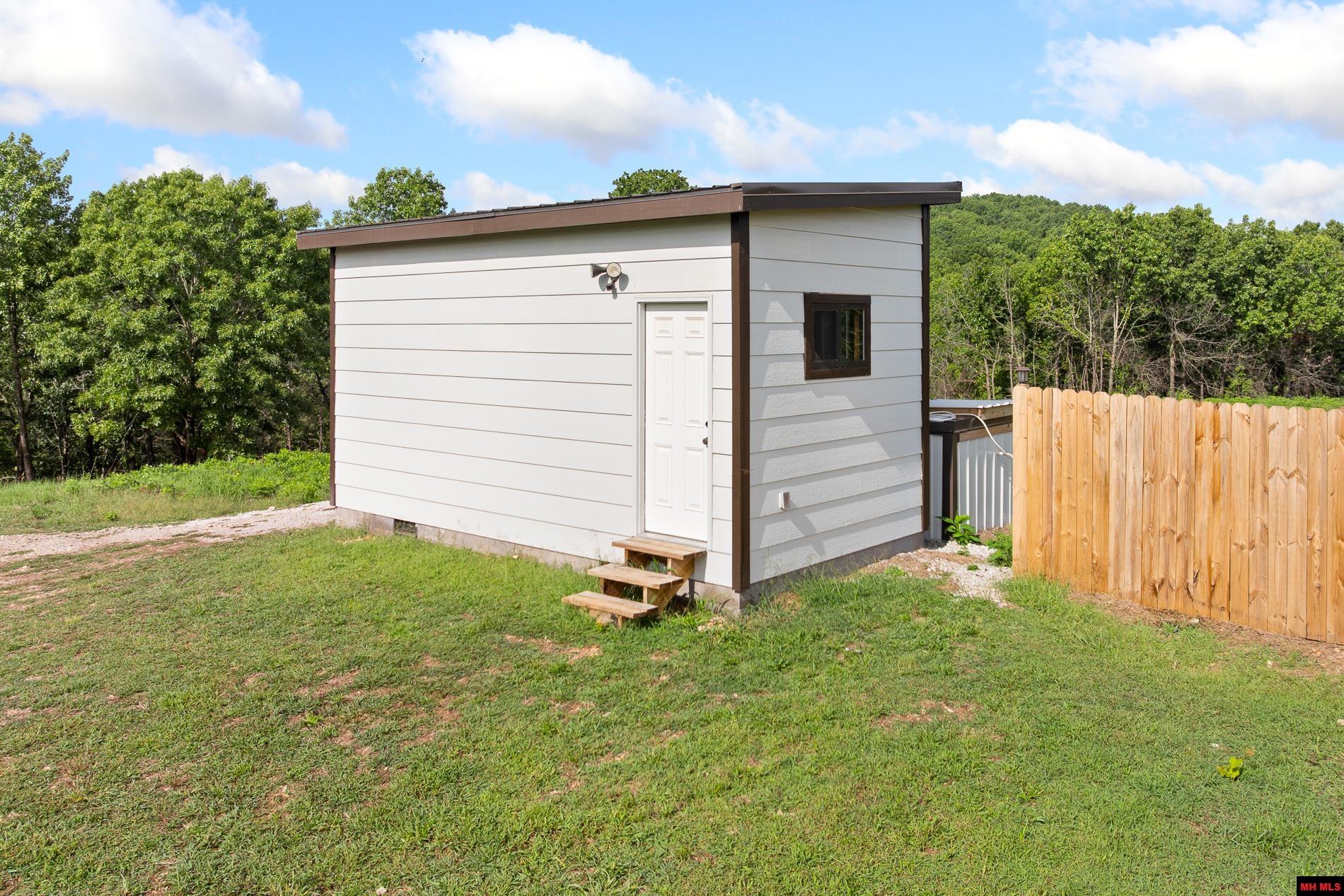 12271 ESTES LANE Omaha, AR 72662