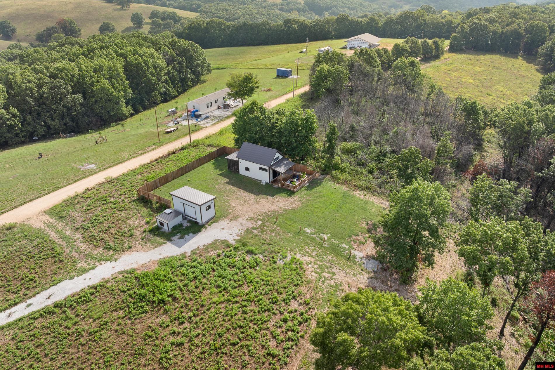 12271 ESTES LANE Omaha, AR 72662