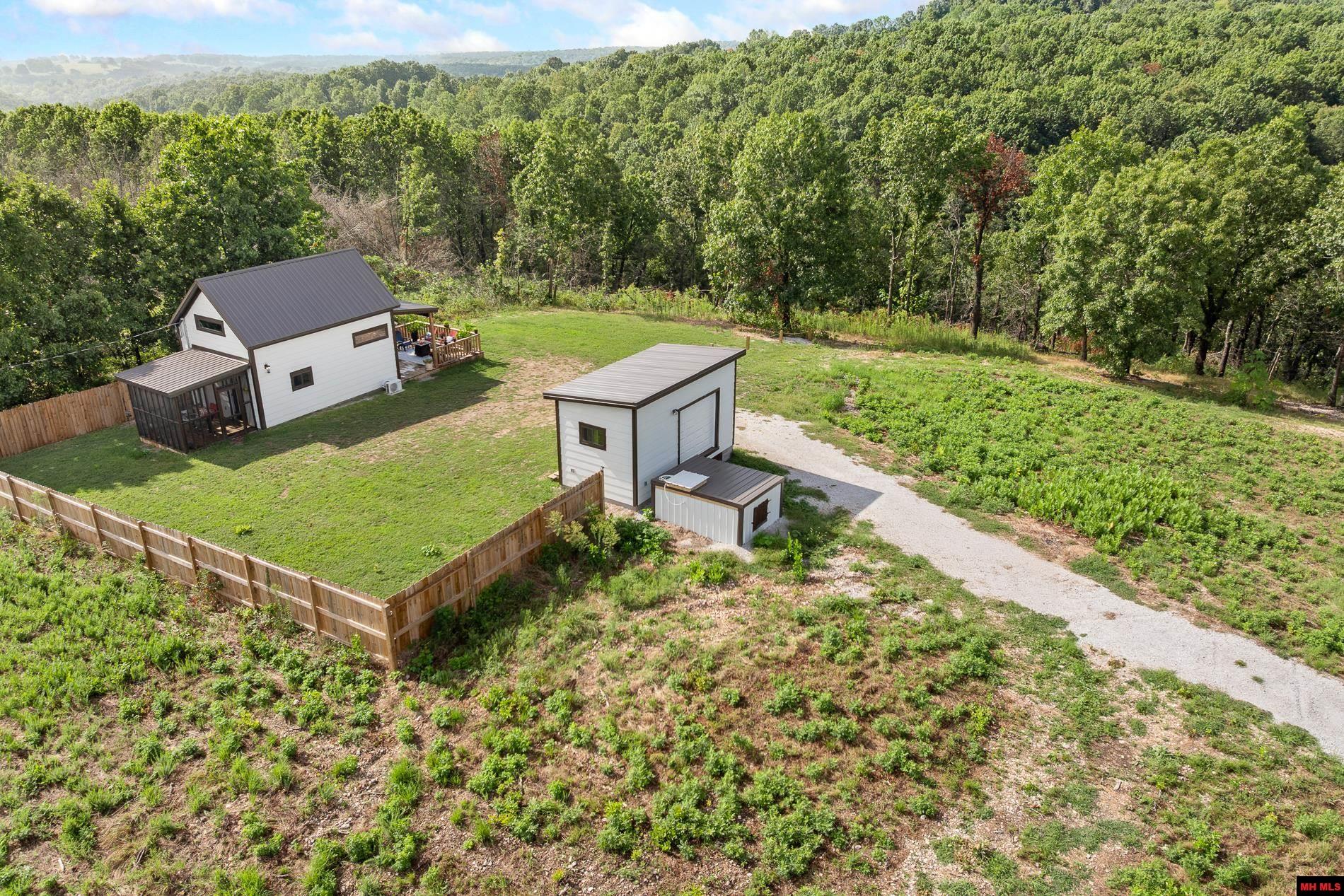 12271 ESTES LANE Omaha, AR 72662