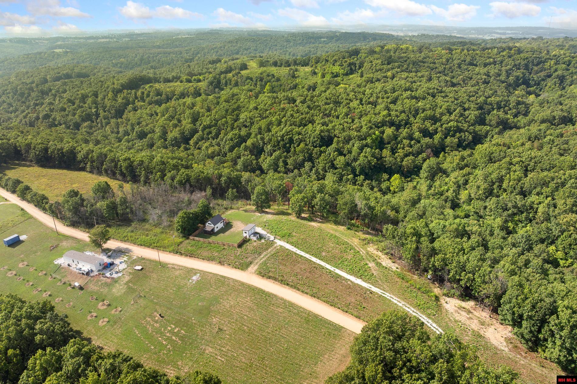 12271 ESTES LANE Omaha, AR 72662