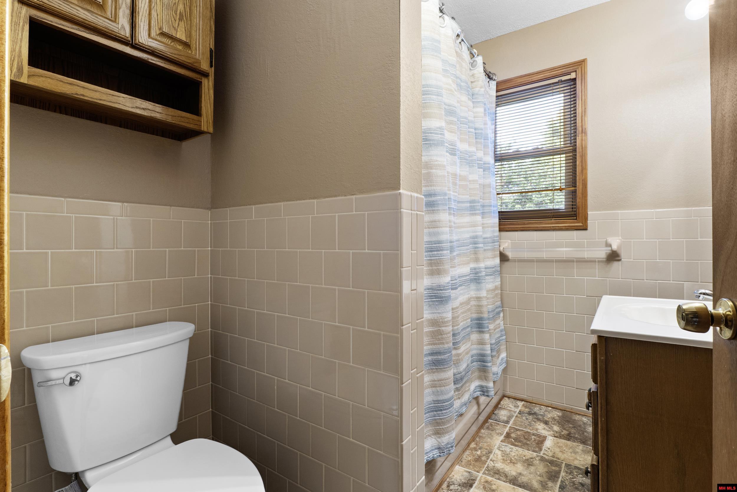 604 PARK STREET Flippin, AR 72634