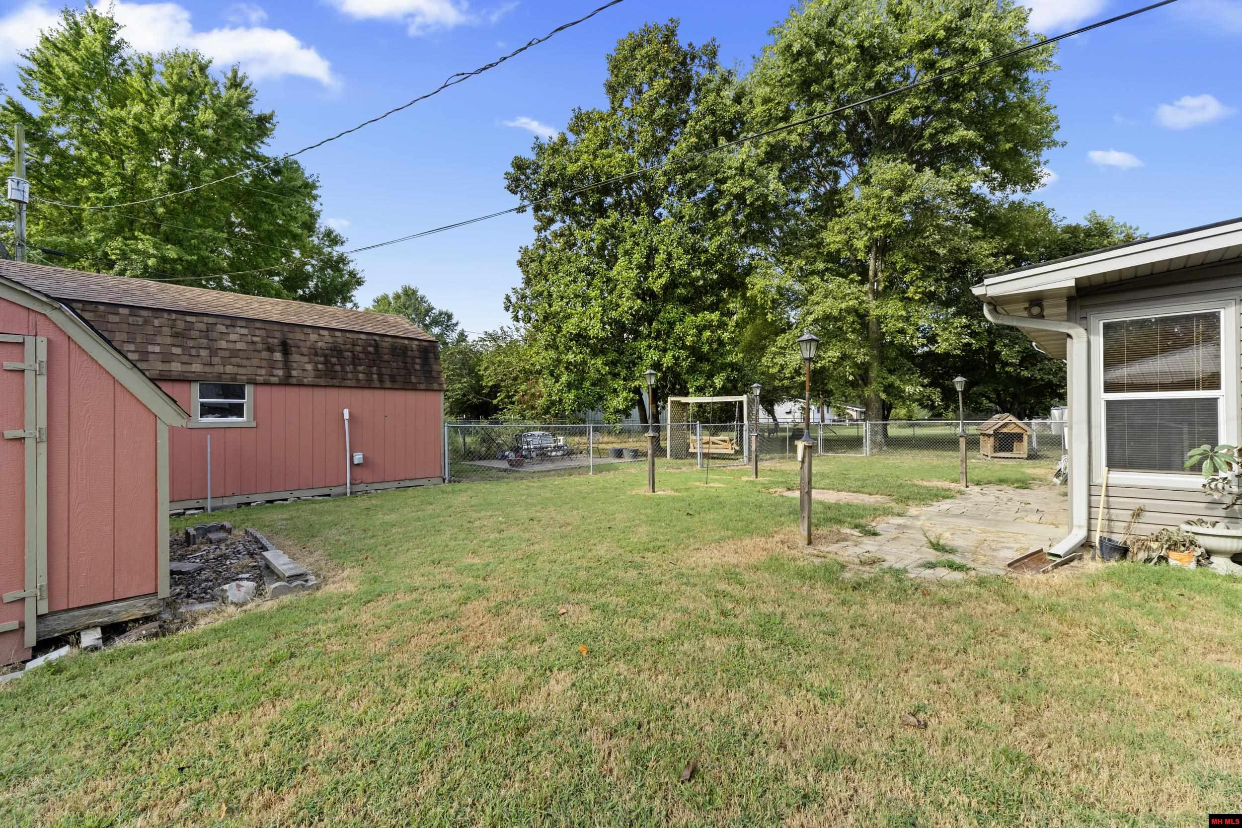 604 PARK STREET Flippin, AR 72634