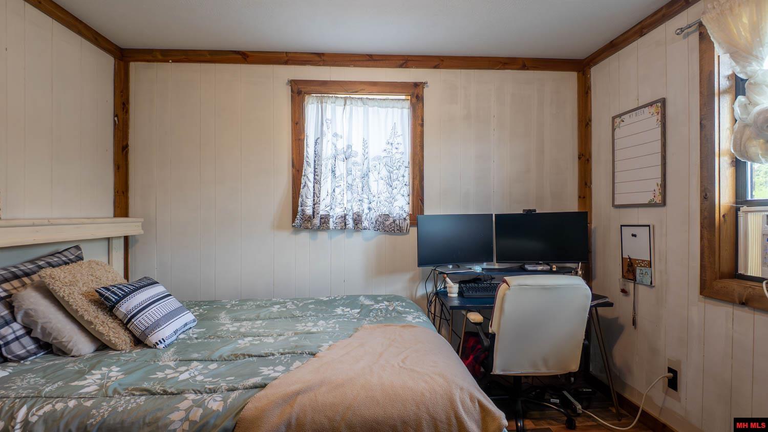 570 MISSOURI AVENUE Mammoth Spring, AR 72554