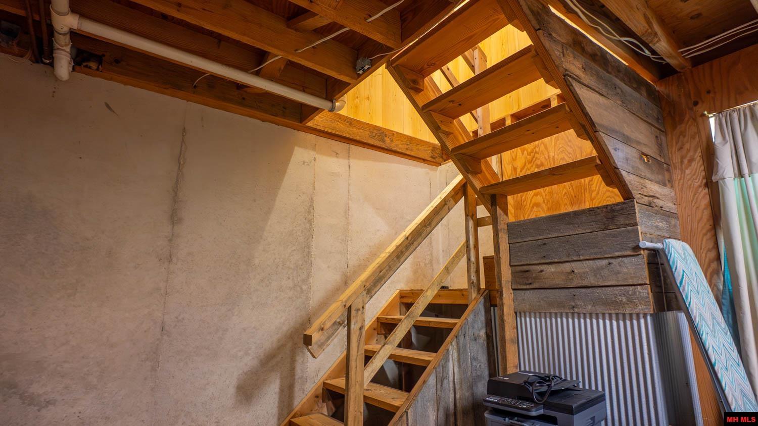 570 MISSOURI AVENUE Mammoth Spring, AR 72554