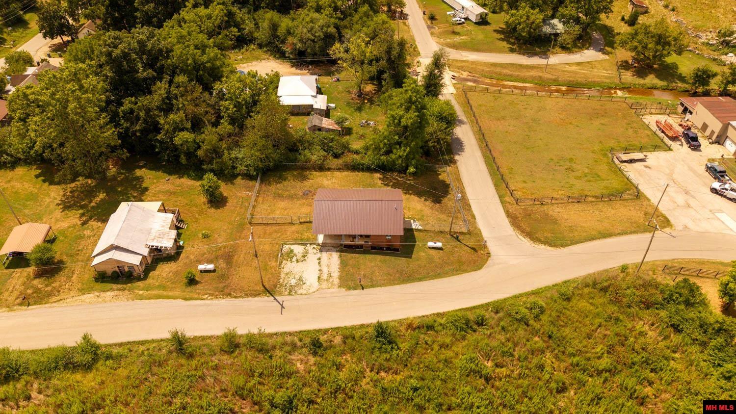 570 MISSOURI AVENUE Mammoth Spring, AR 72554