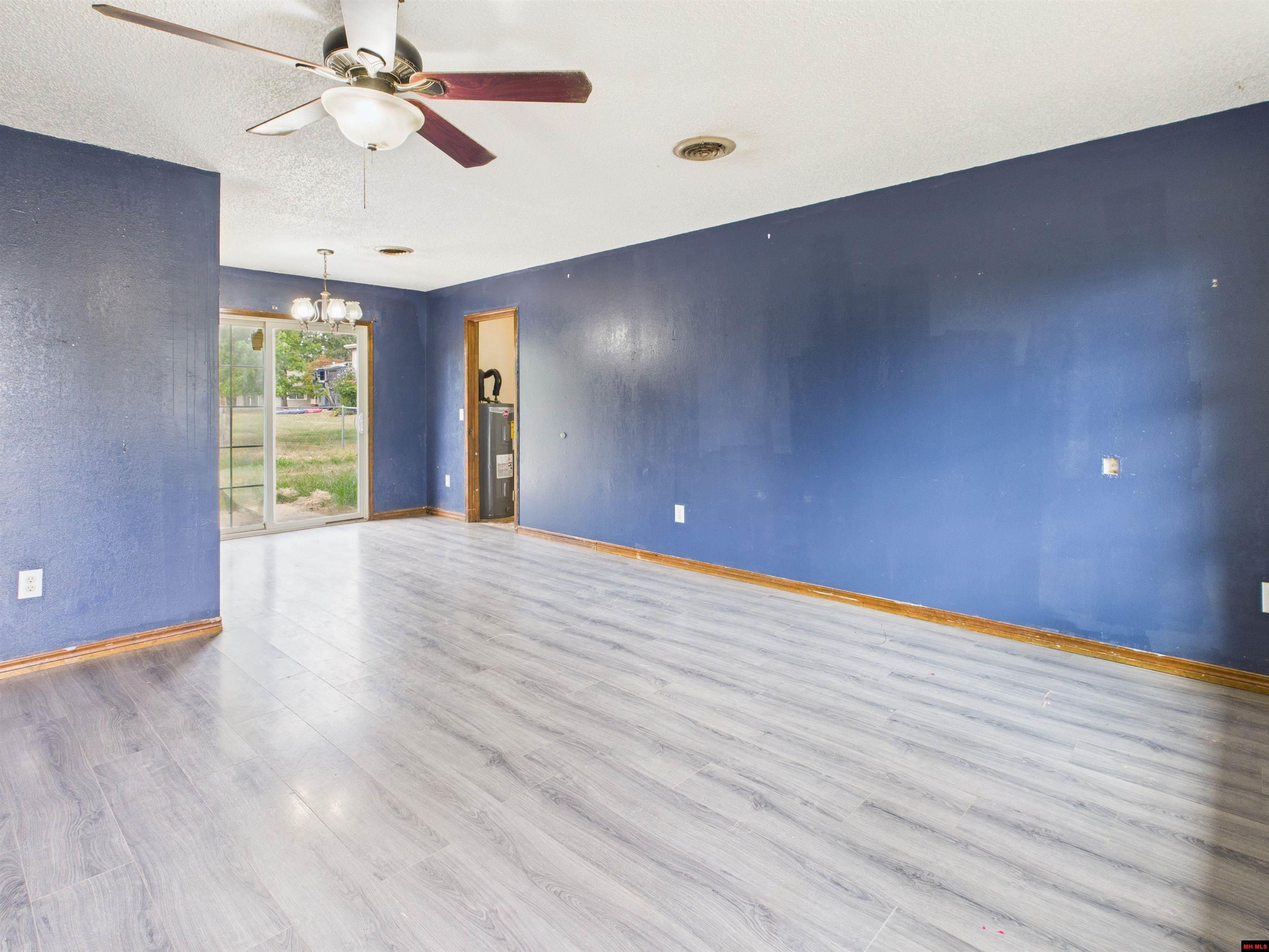 404 LAKESHORE ROAD Bull Shoals, AR