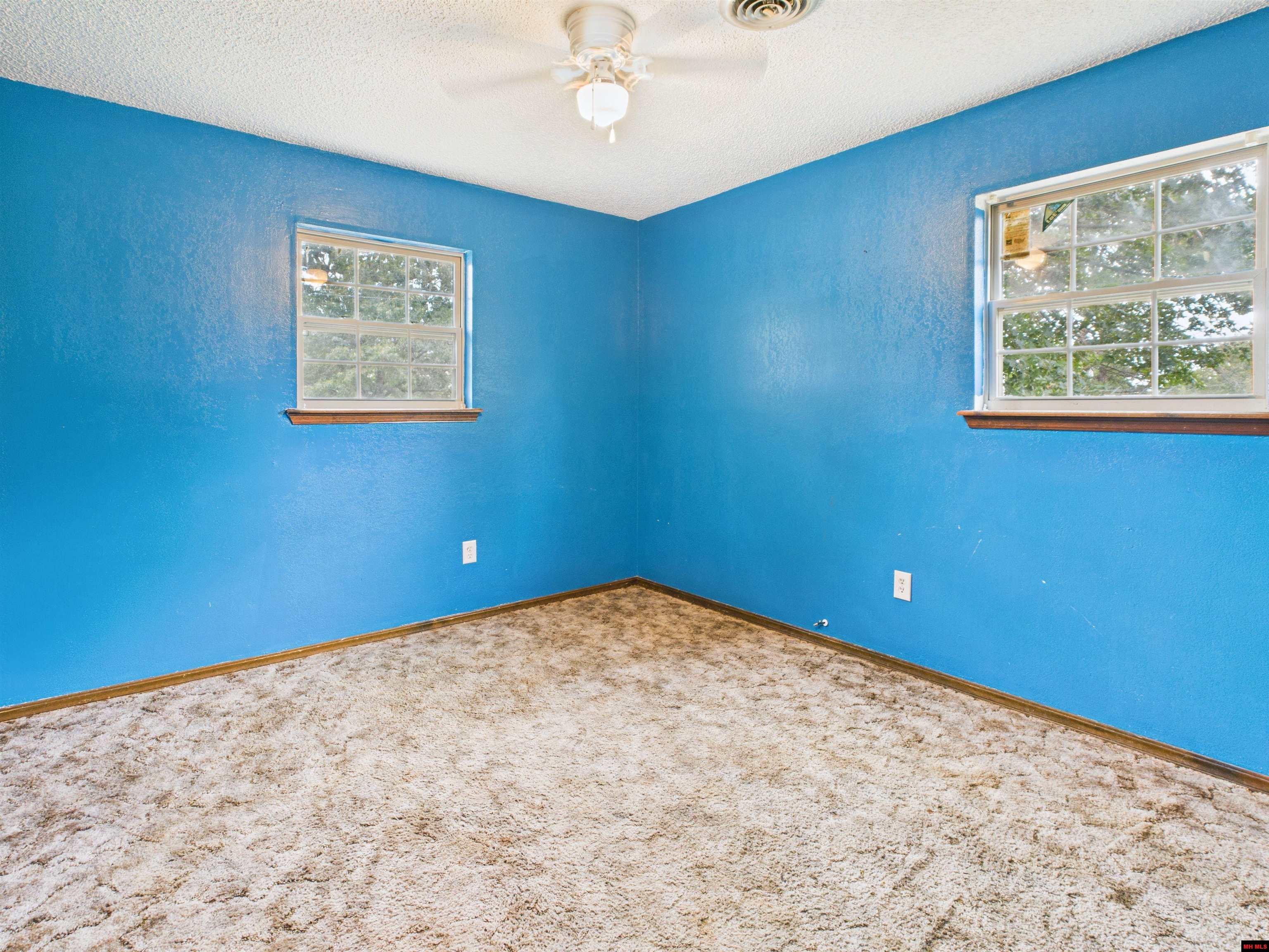 404 LAKESHORE ROAD Bull Shoals, AR