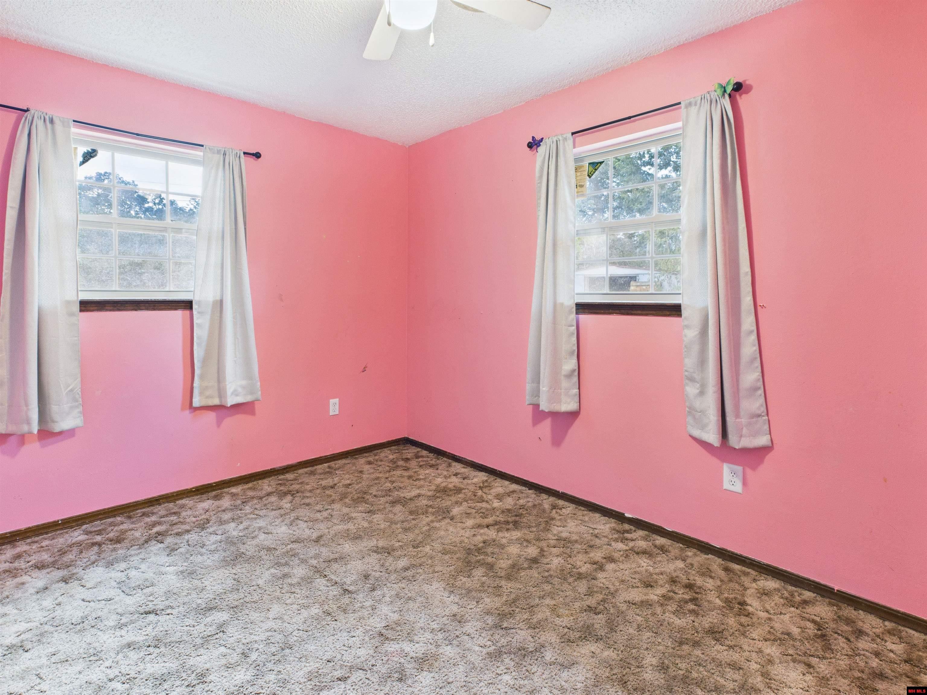 404 LAKESHORE ROAD Bull Shoals, AR