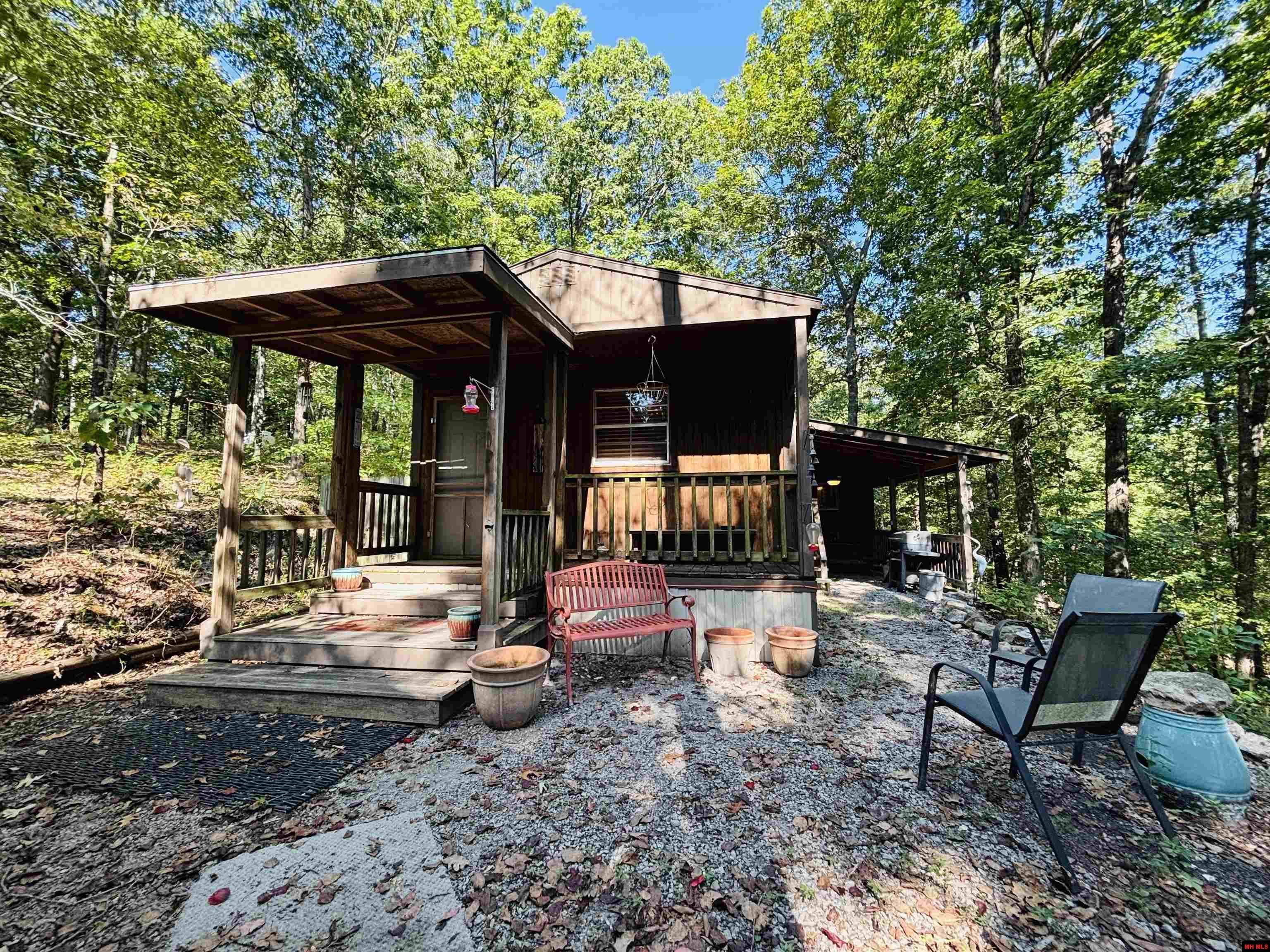 2602 MC 8050 Yellville, AR