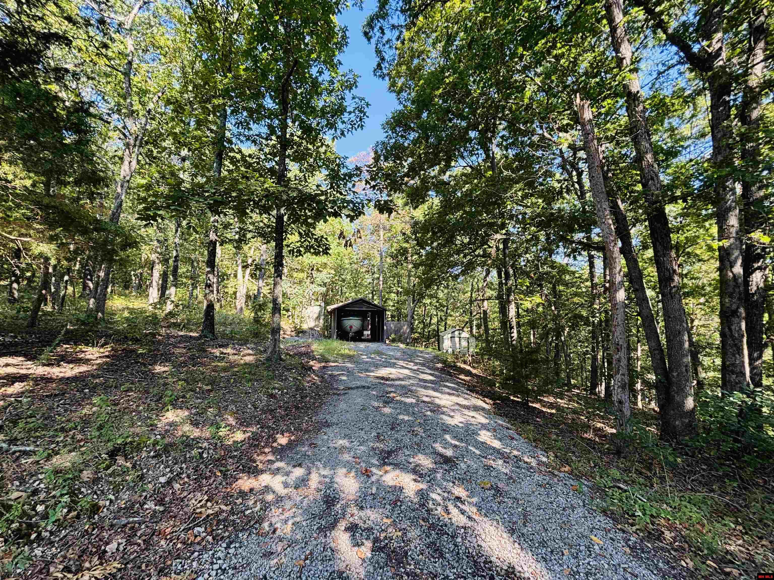 2602 MC 8050 Yellville, AR