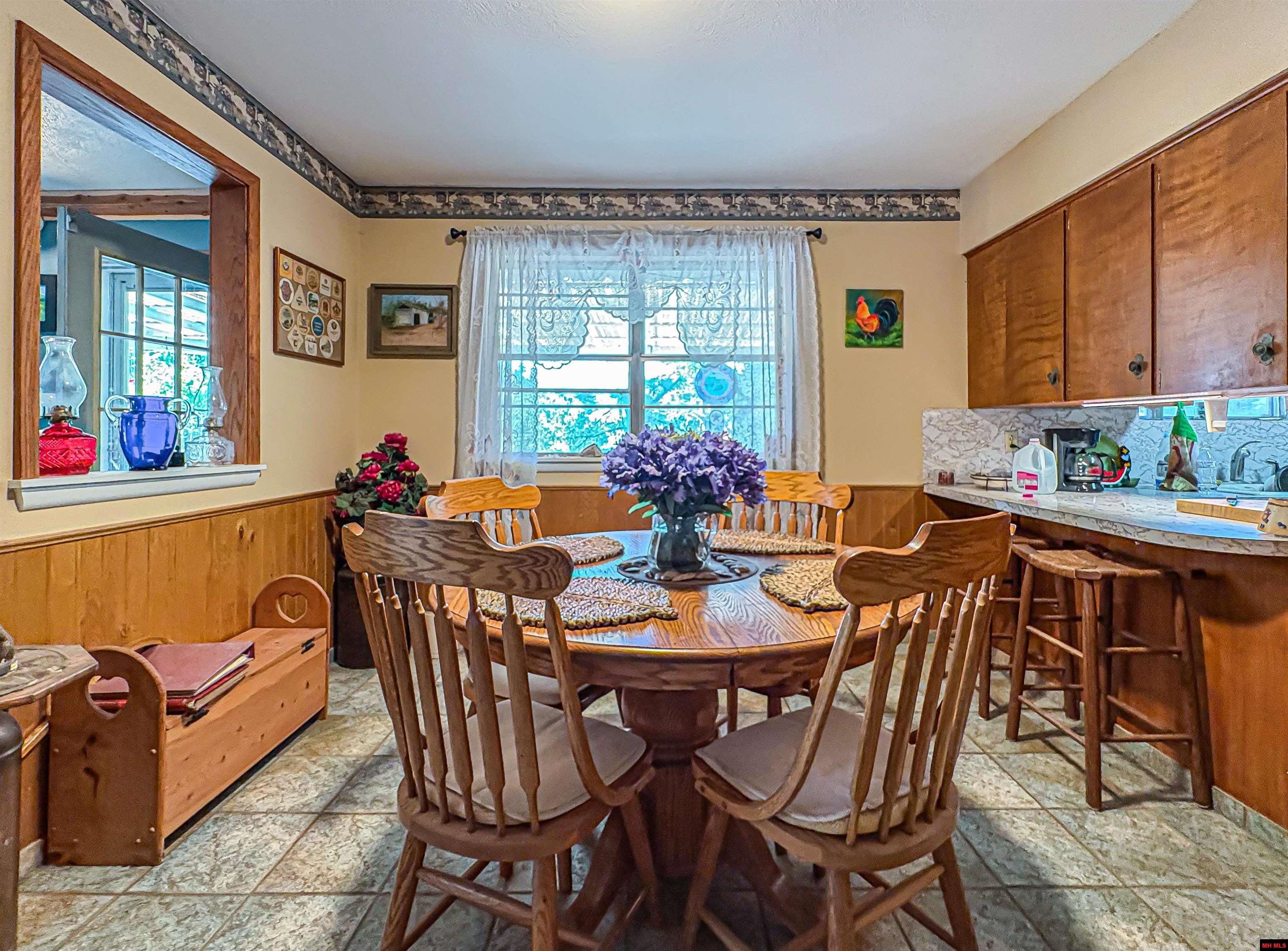 33 EWE LANE Yellville, AR 72687