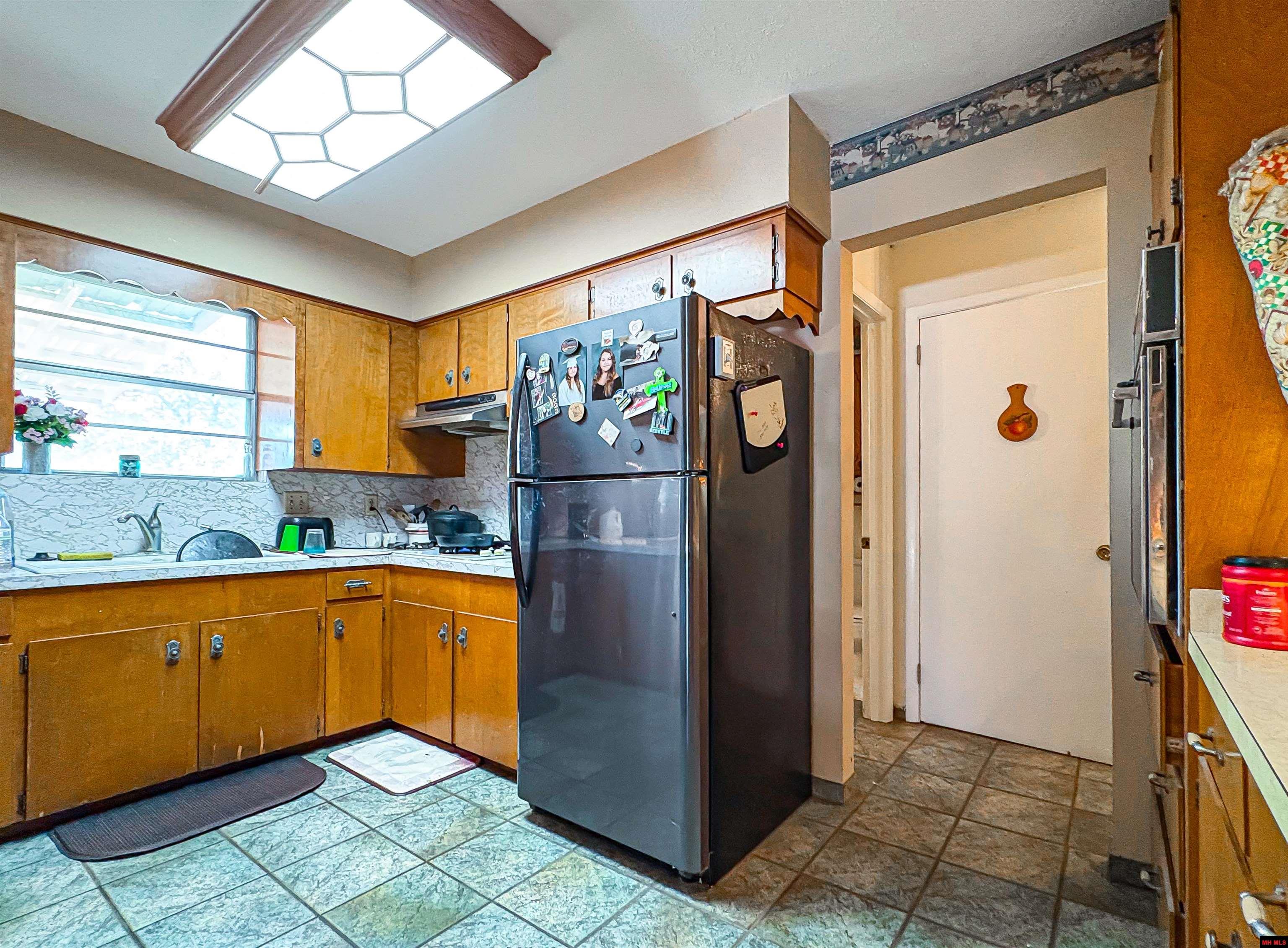 33 EWE LANE Yellville, AR 72687