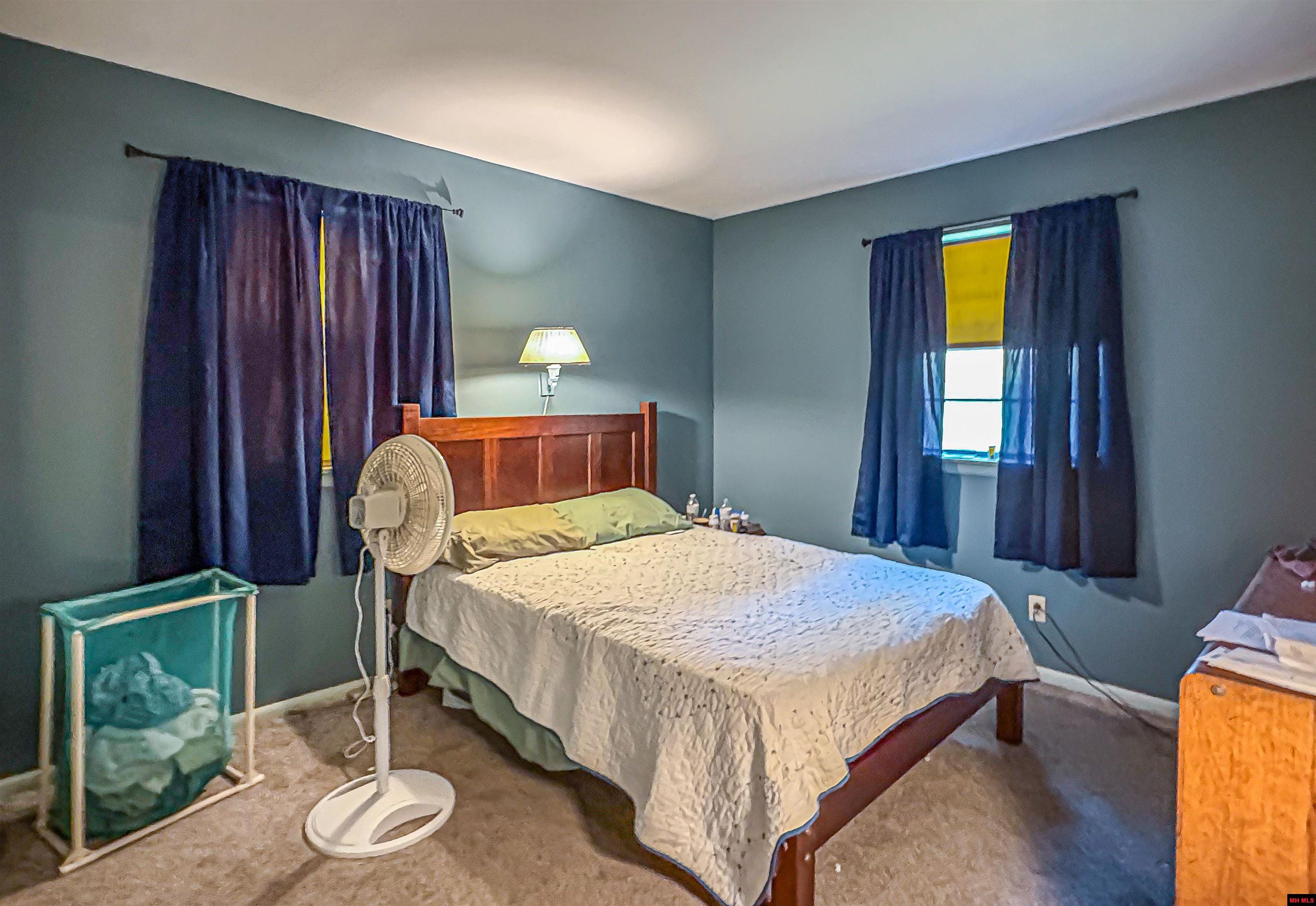 33 EWE LANE Yellville, AR 72687