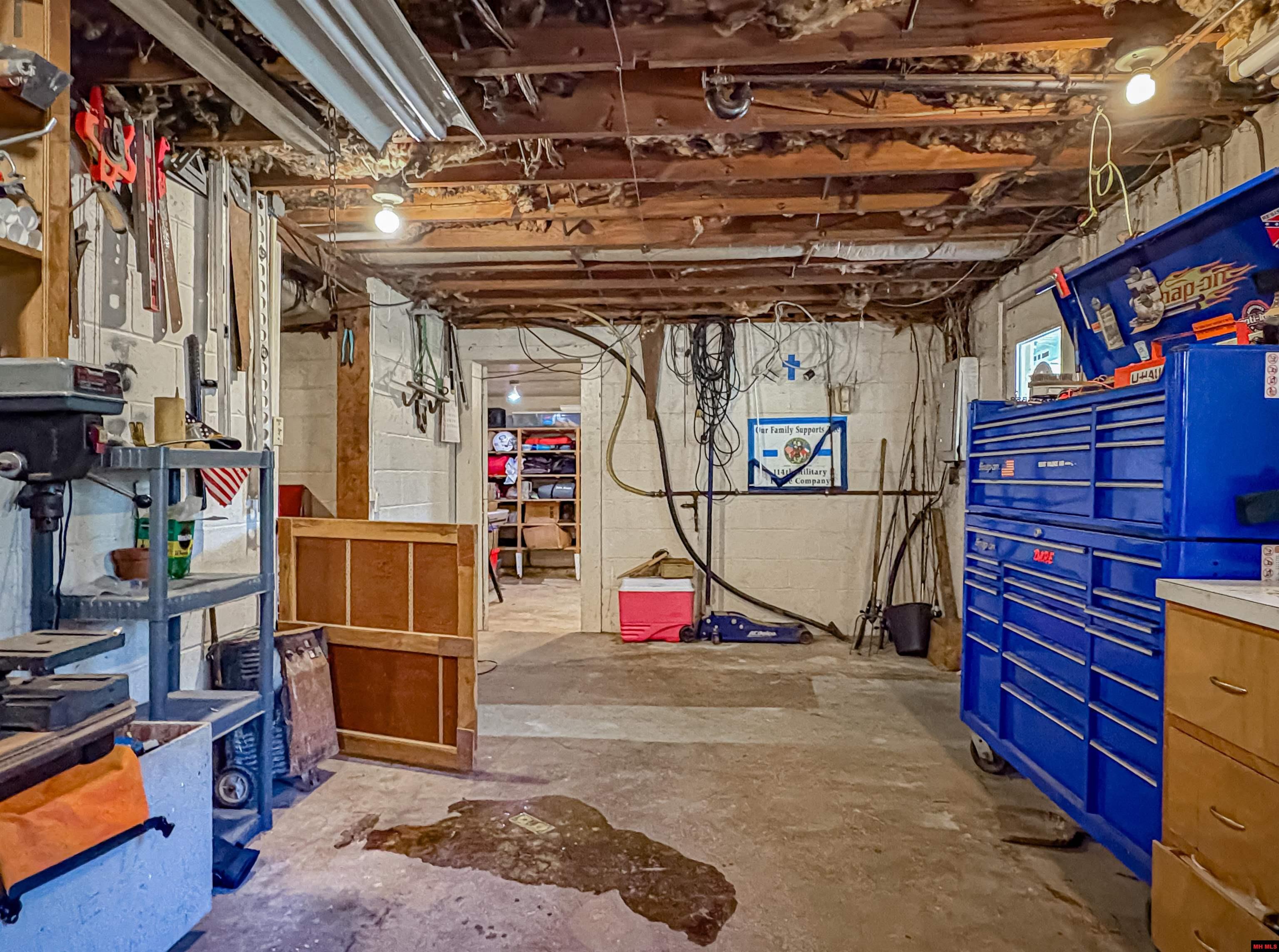 33 EWE LANE Yellville, AR 72687