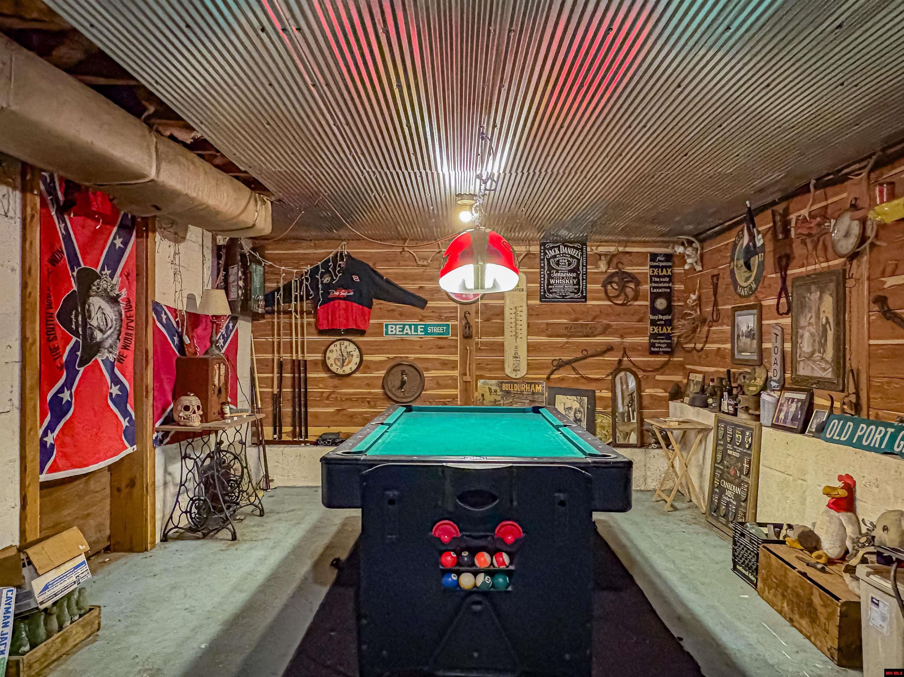 33 EWE LANE Yellville, AR 72687