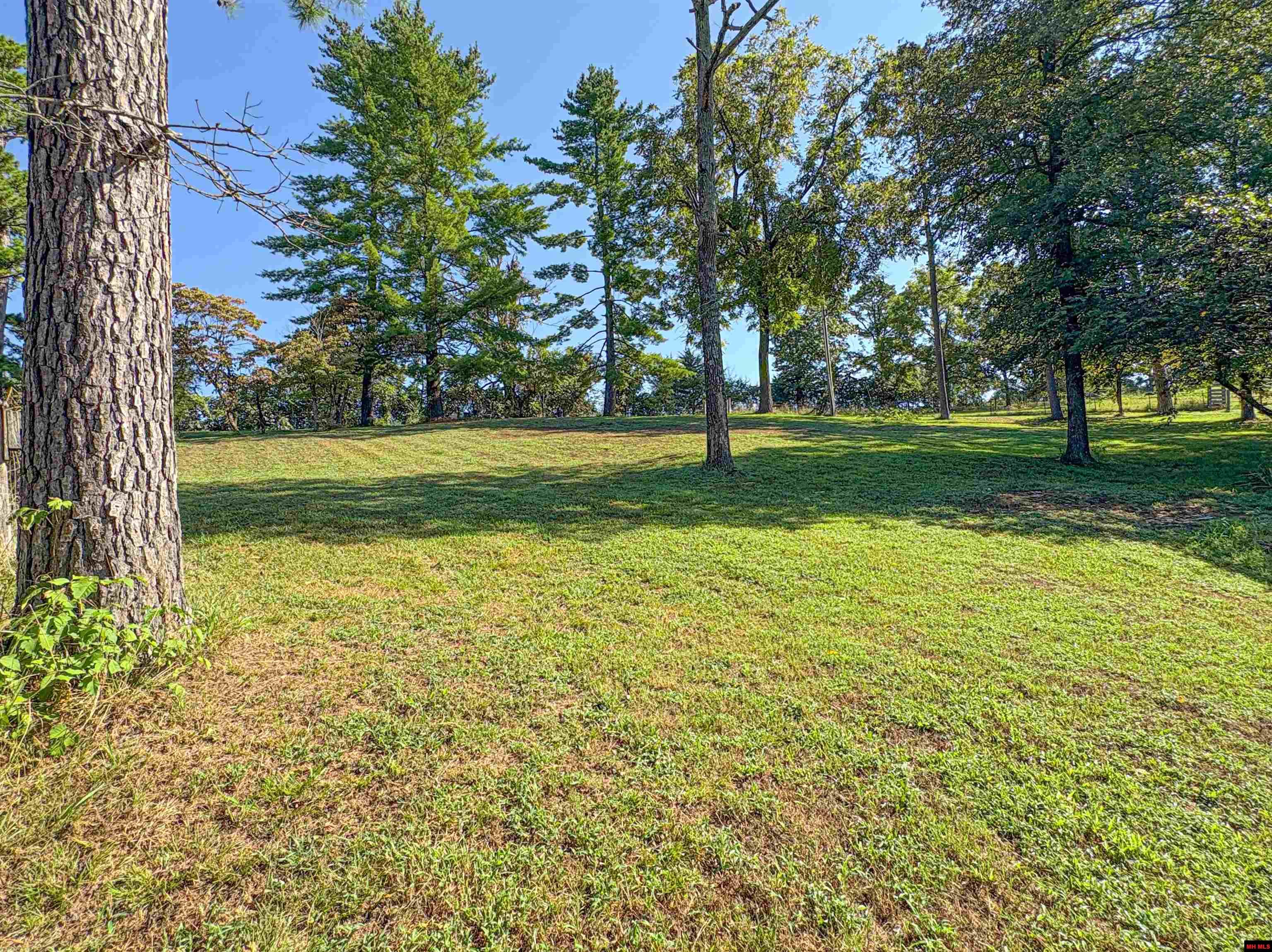 33 EWE LANE Yellville, AR 72687