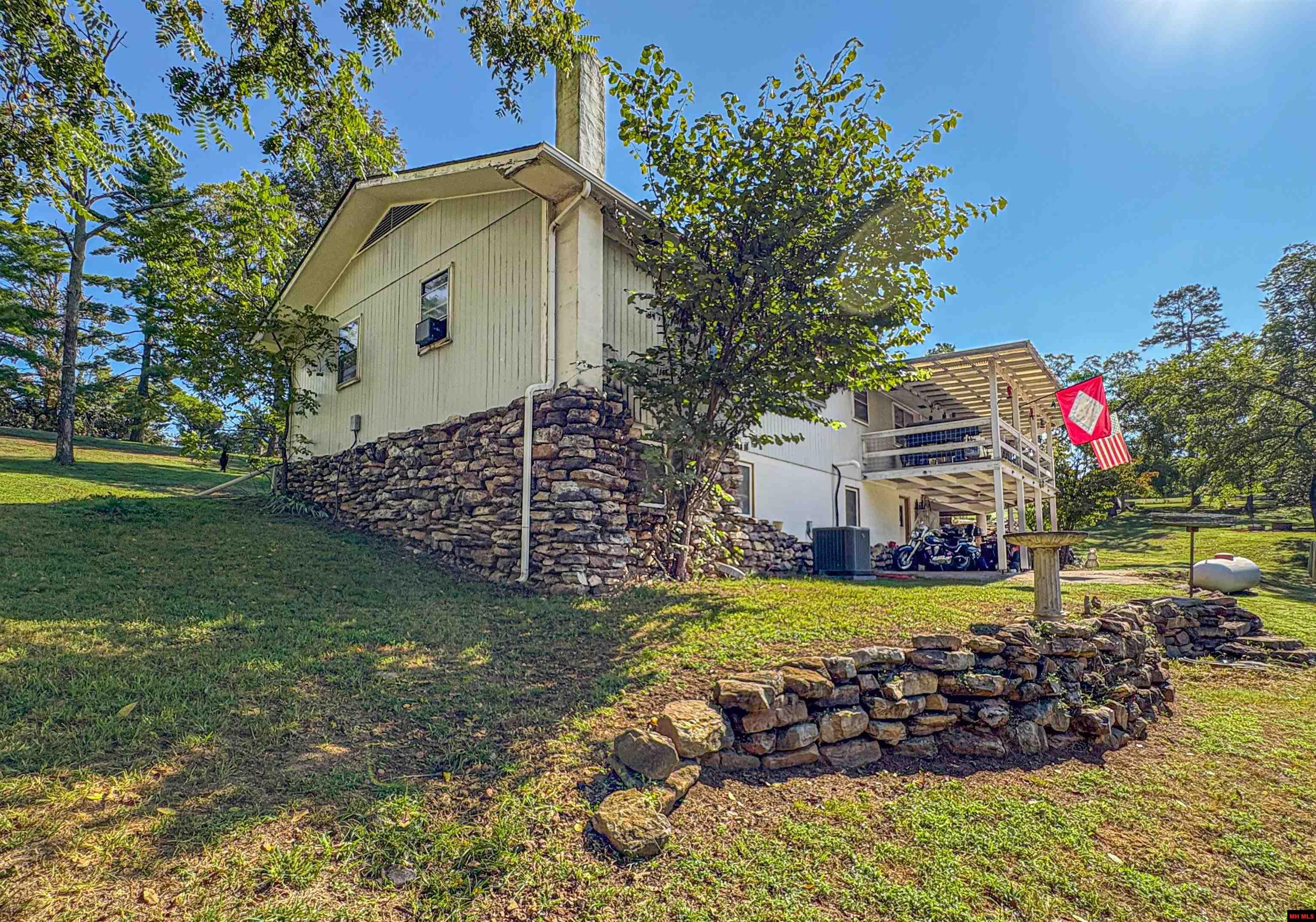 33 EWE LANE Yellville, AR 72687