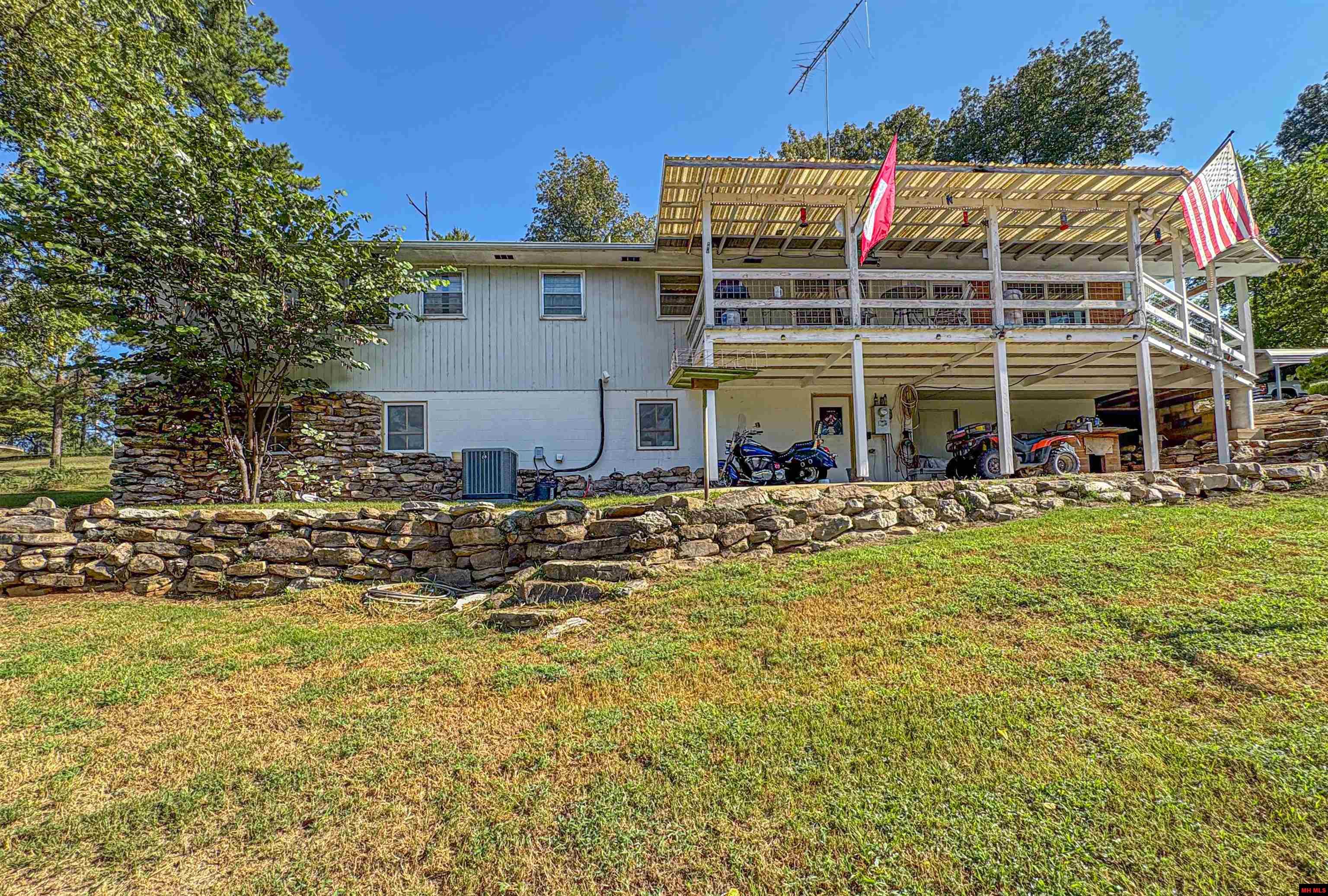 33 EWE LANE Yellville, AR 72687