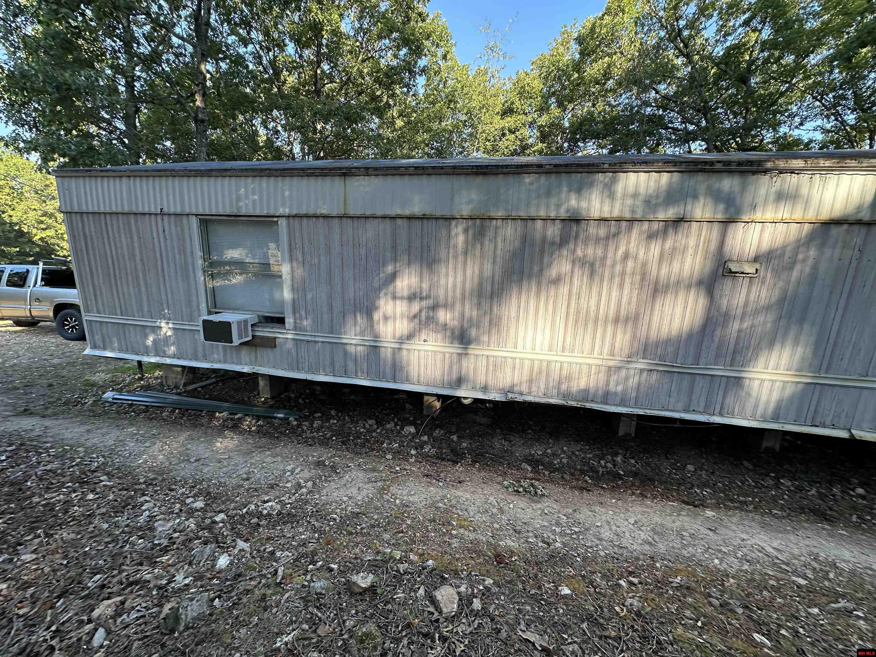 2662 MC 8050 Yellville, AR
