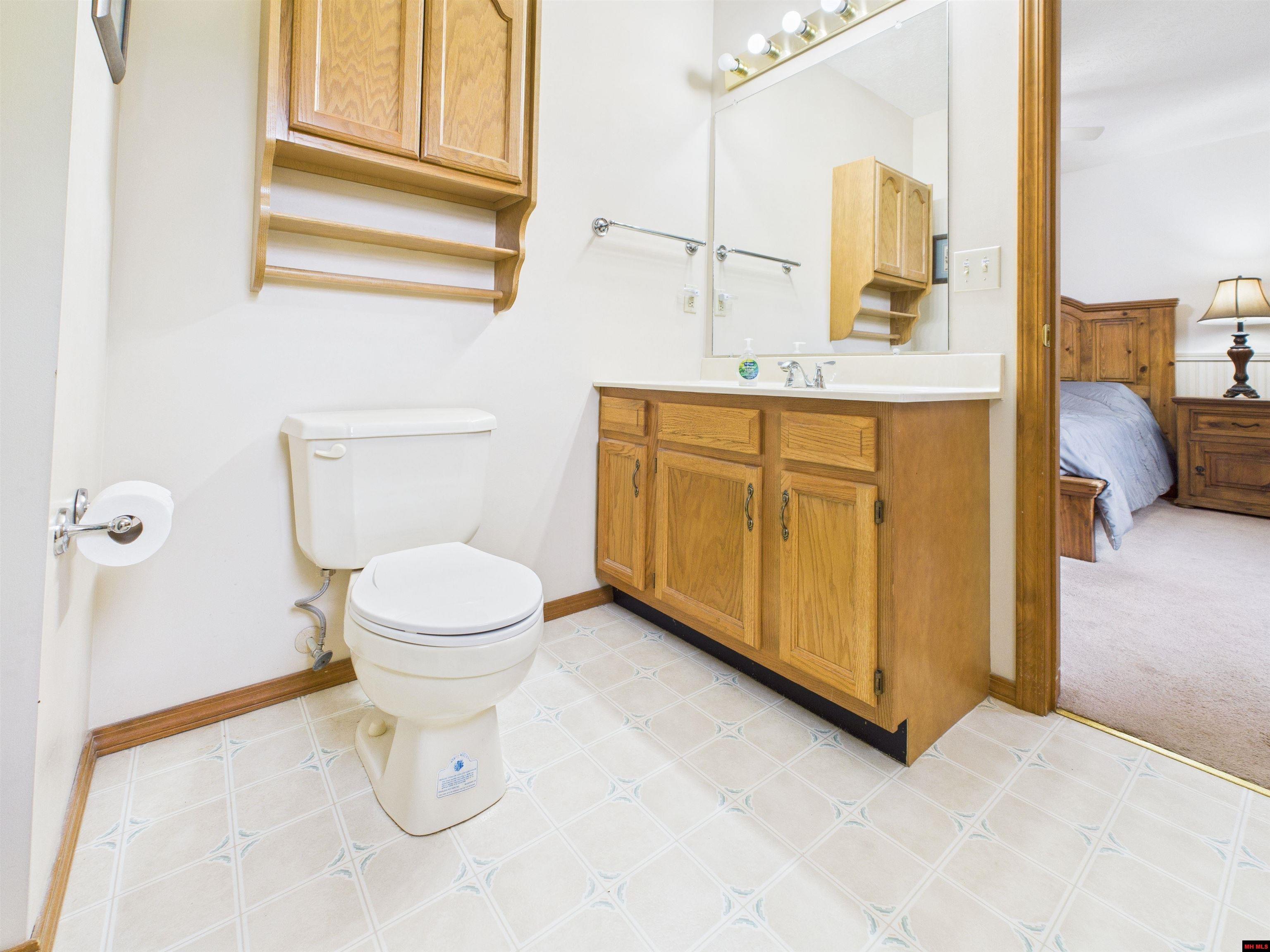 313 BOMBER BOULEVARD Mountain Home, AR 72653