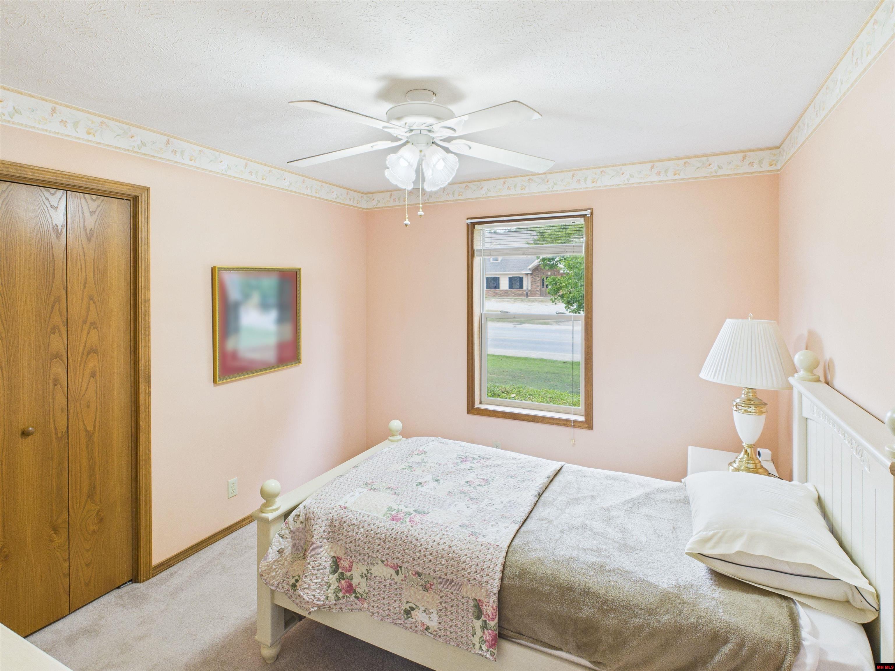 313 BOMBER BOULEVARD Mountain Home, AR 72653