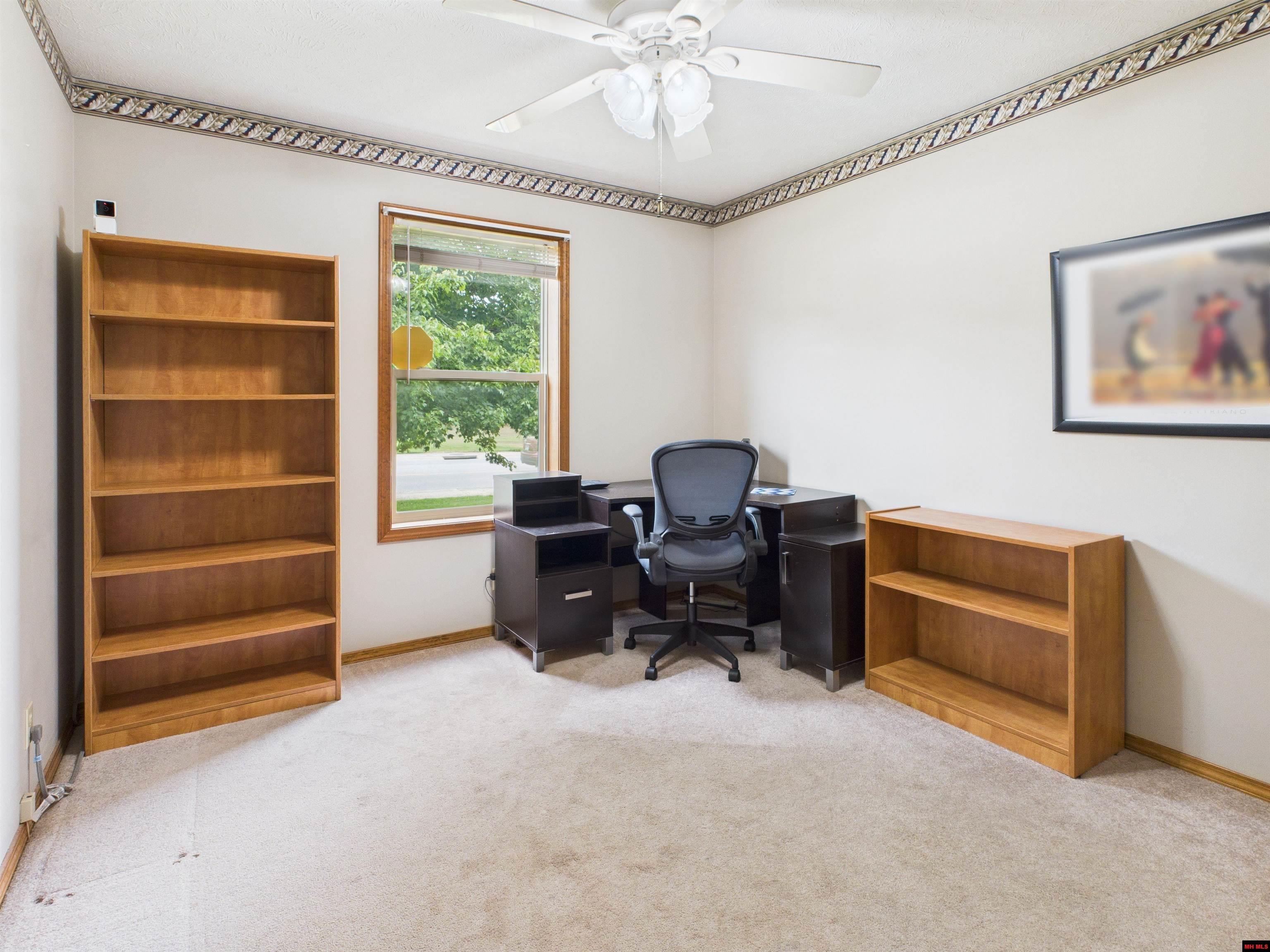 313 BOMBER BOULEVARD Mountain Home, AR 72653