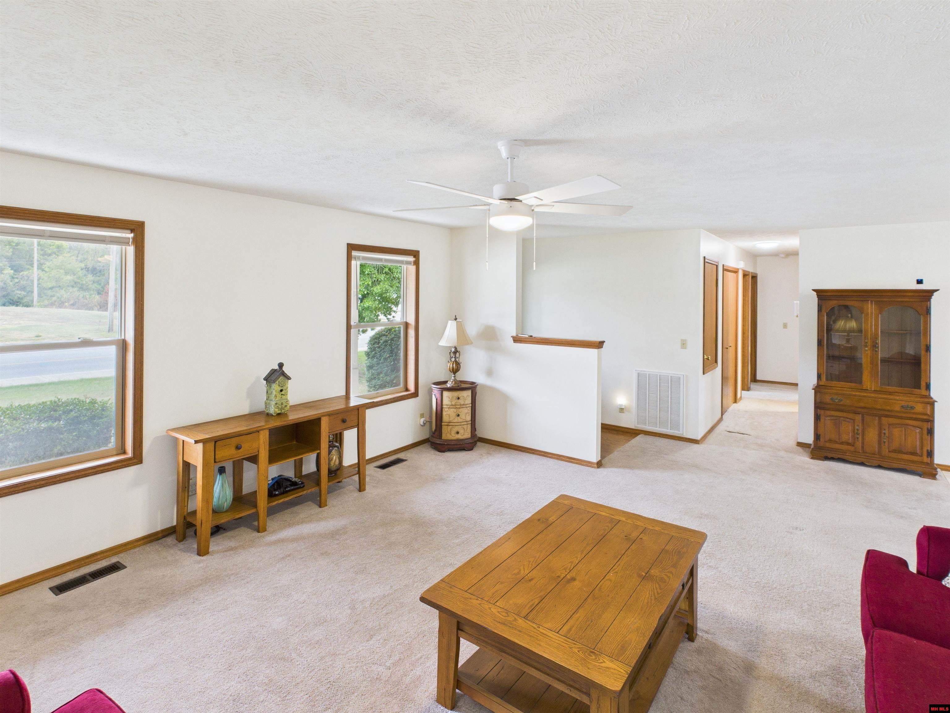 313 BOMBER BOULEVARD Mountain Home, AR 72653