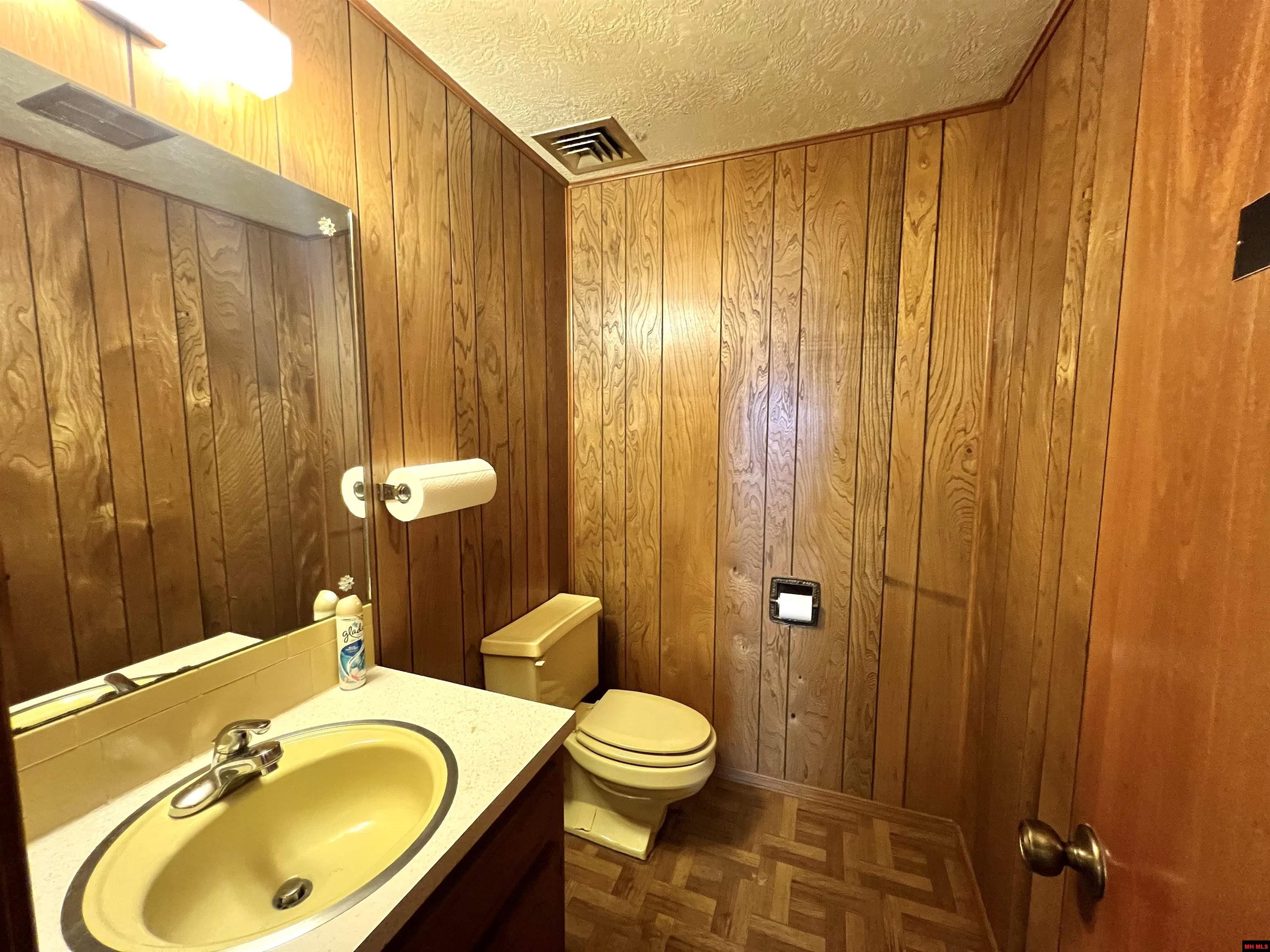 920 SOUTH STREET Mountain Home, AR