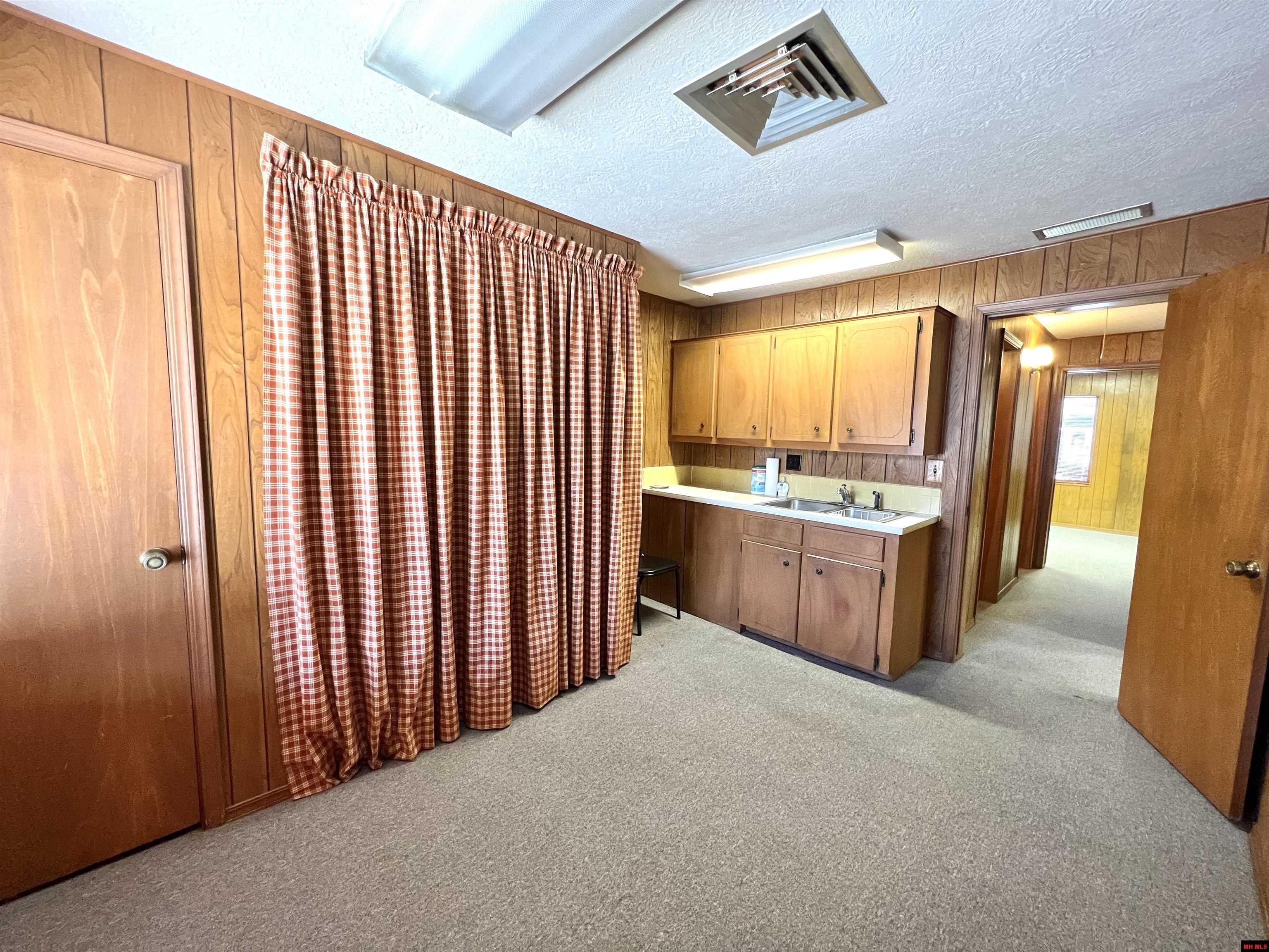 920 SOUTH STREET Mountain Home, AR