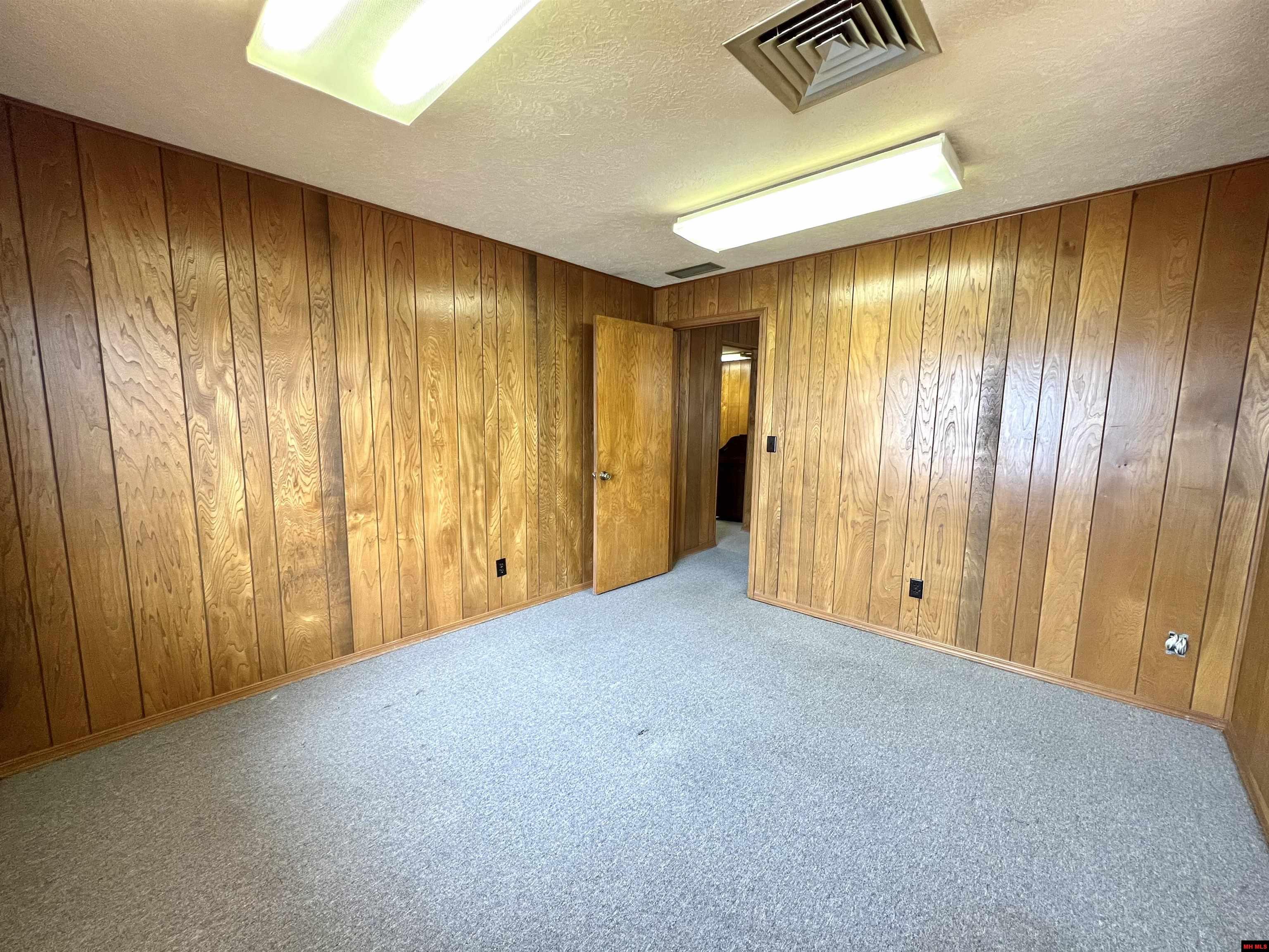 920 SOUTH STREET Mountain Home, AR