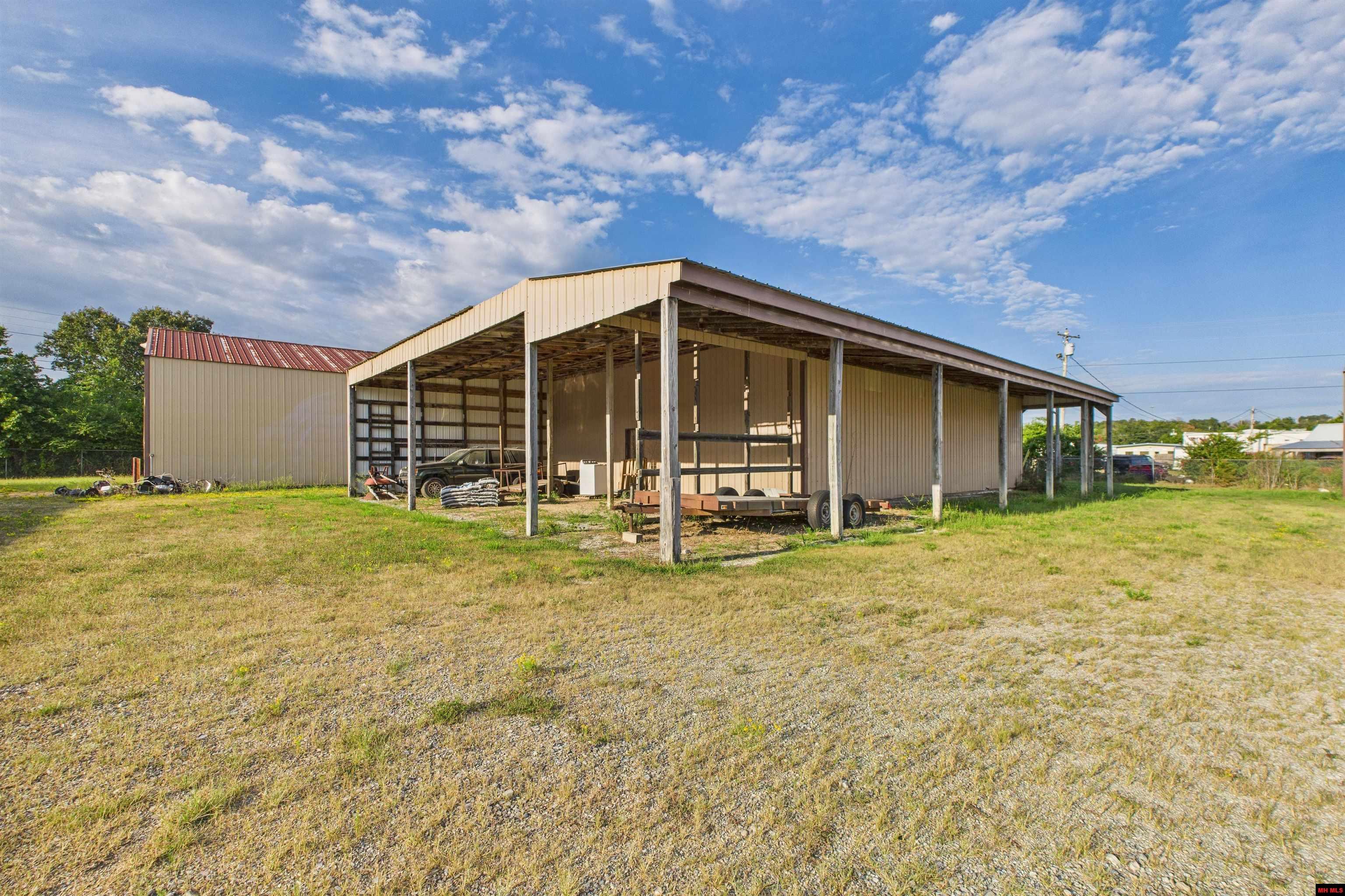1027 HWY 62 EAST Mountain Home, AR